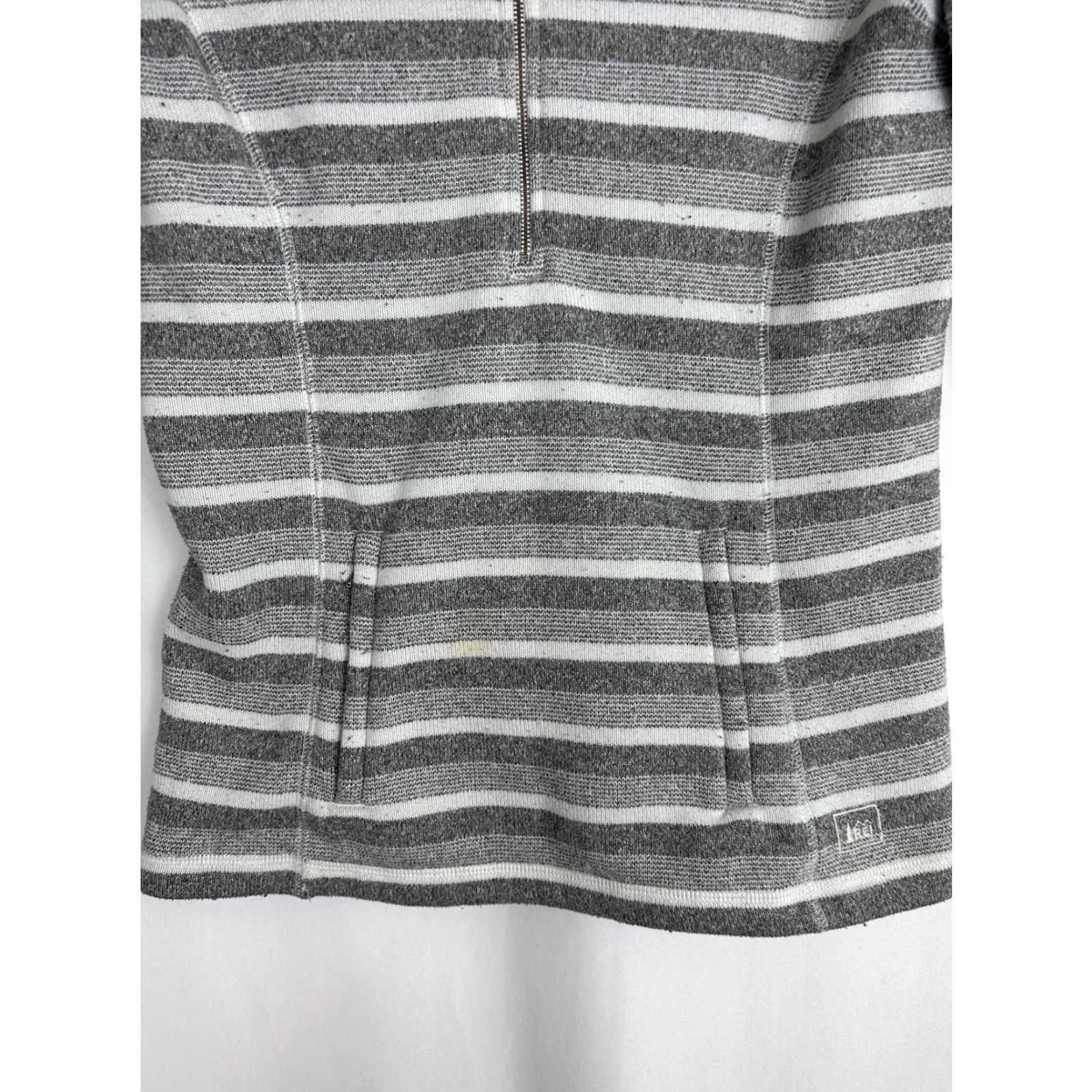 Vintage REI Womens S Pullover Sweater 1/4 Zip Gray White Striped Polyester Shirt Women Size S / US 4 / IT 40 - 6 Thumbnail