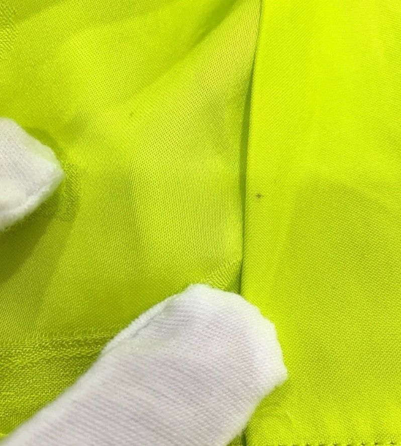 Balenciaga Balenciaga 21 logo printed collar fluorescent green short Size XS / US 0-2 / IT 36-38 - 5 Thumbnail