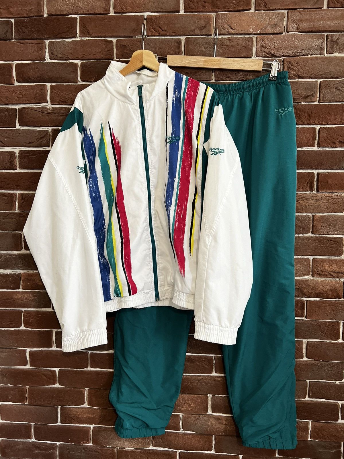 Reebok Rare 90s Vintage Y2K Reebok Logo Tracksuit Set Jacket Size US L / EU 52-54 / 3 - 1 Thumbnail