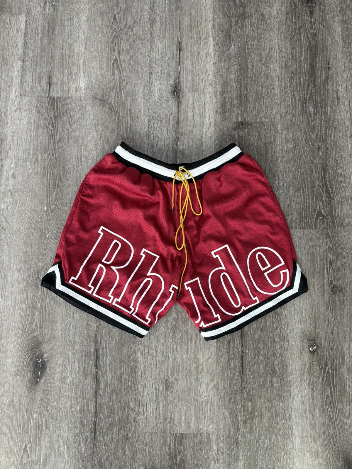 Rhude Rhude "Court Logo" Shorts Size US 32 / EU 48 - 1 Thumbnail