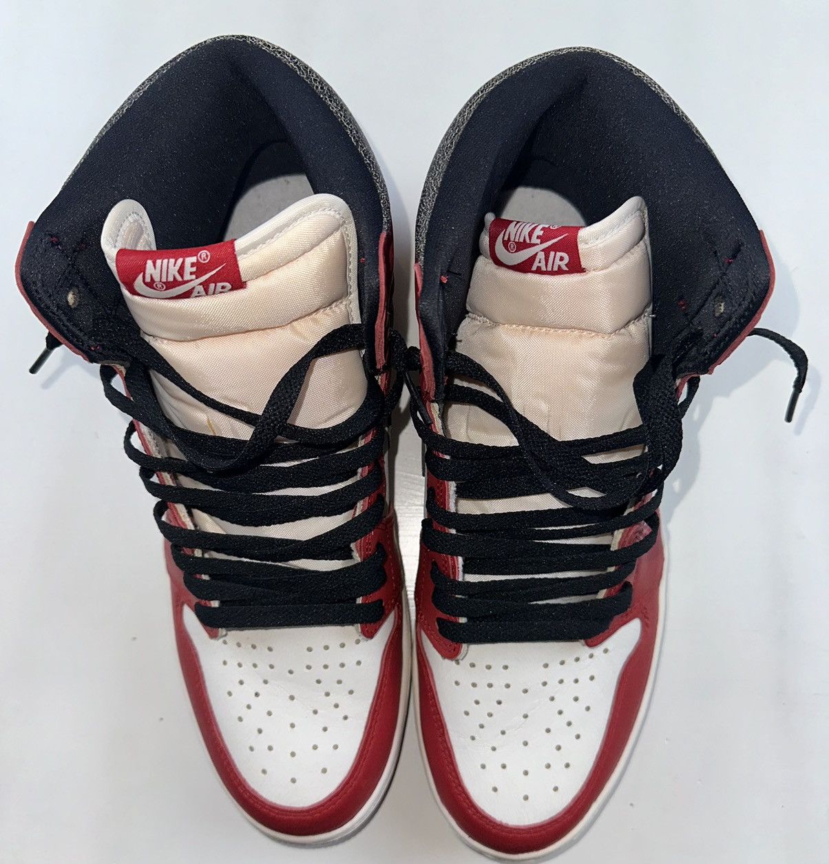 Jordan Brand × Nike Jordan 1 Chicago Lost & Found Size US 11.5 / EU 44-45 - 3 Thumbnail