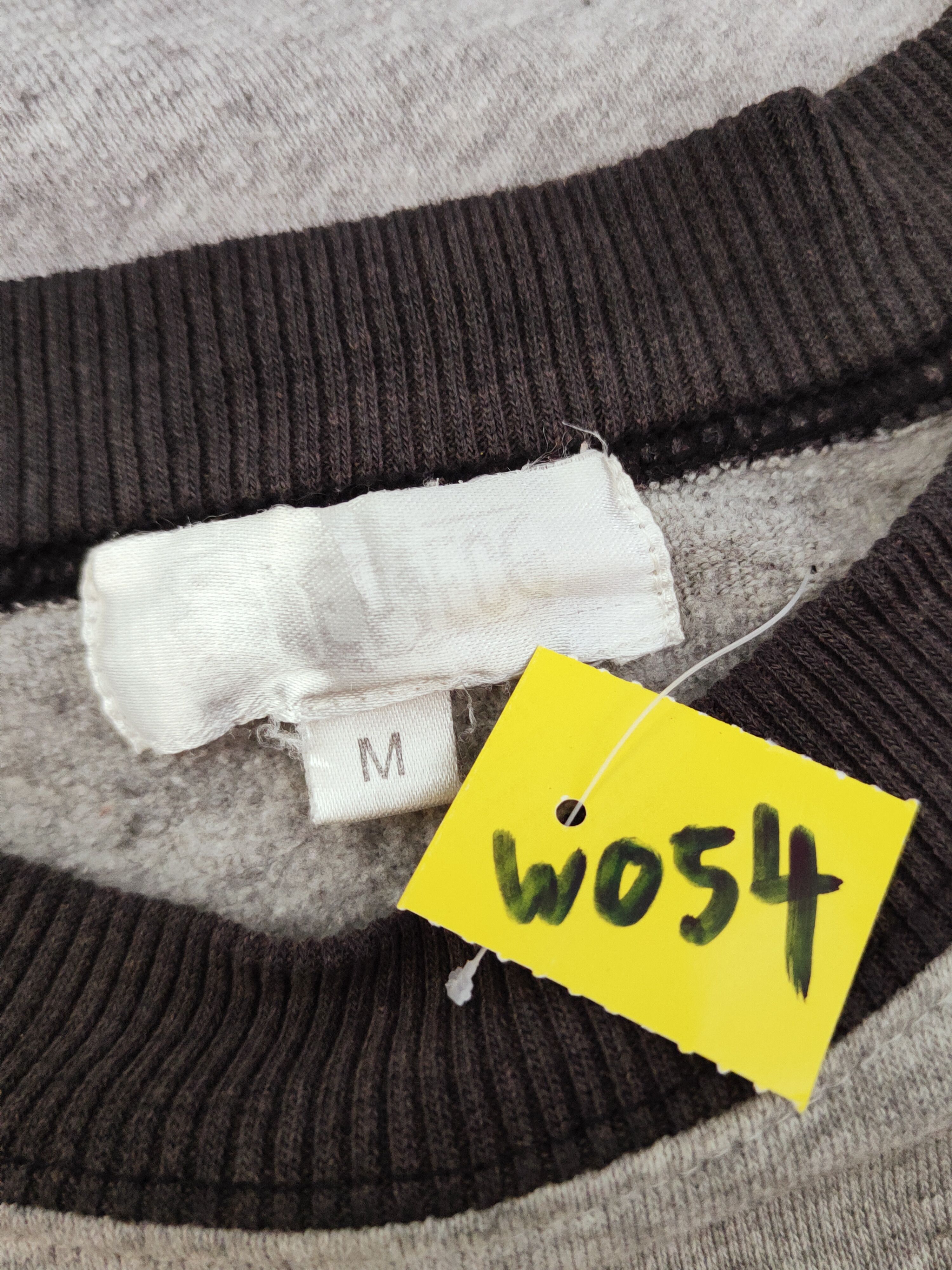 Anime × One Piece × Vintage One Piece Gray Black Long Sleeve T-shirts #W054 Size US M / EU 48-50 / 2 - 12 Thumbnail