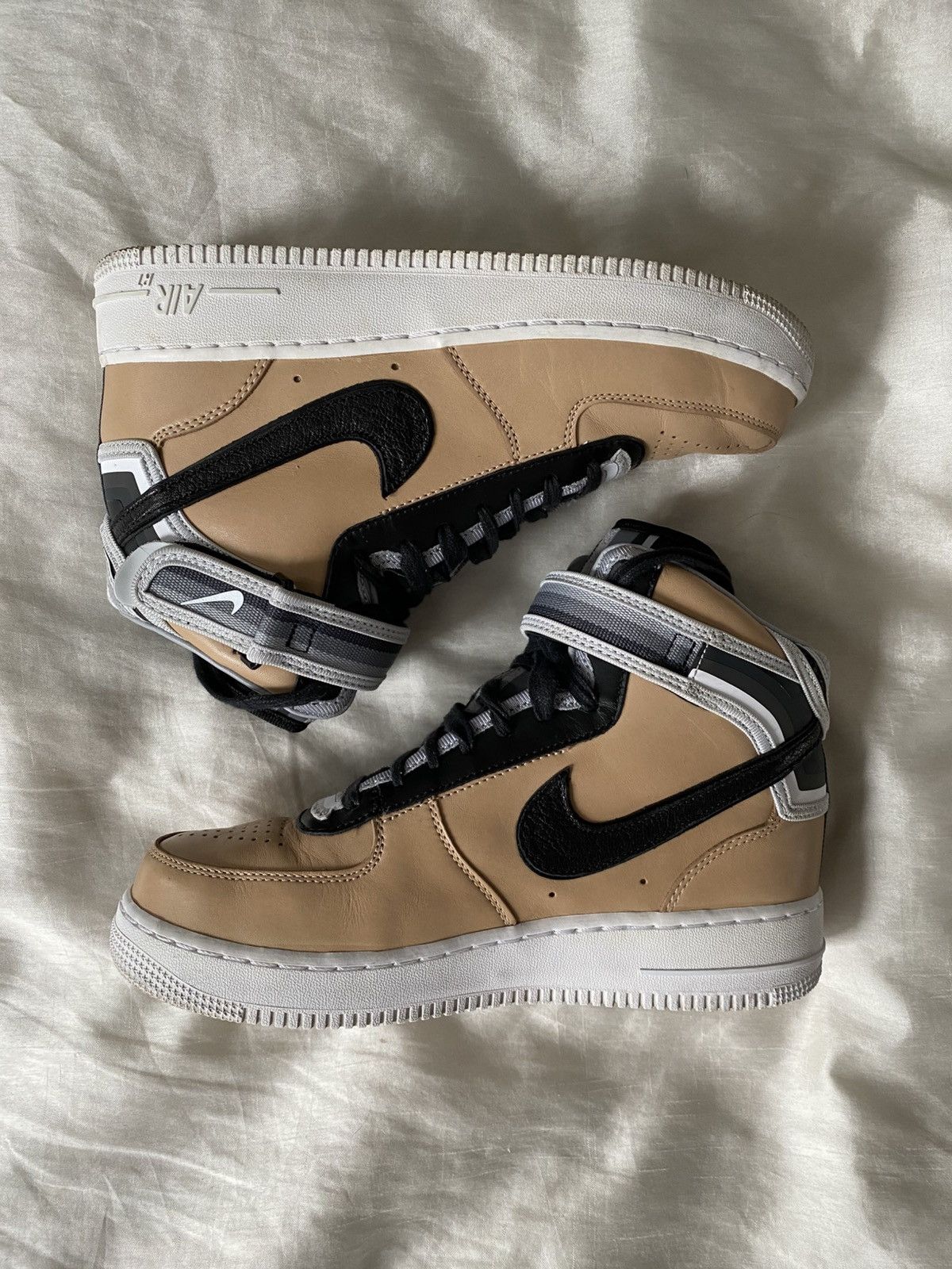 Nike × Riccardo Tisci Nike Air Force 1 Mid SP x Riccardo Tisci (vachetta tan) Size US 7 / EU 40 - 2 Thumbnail