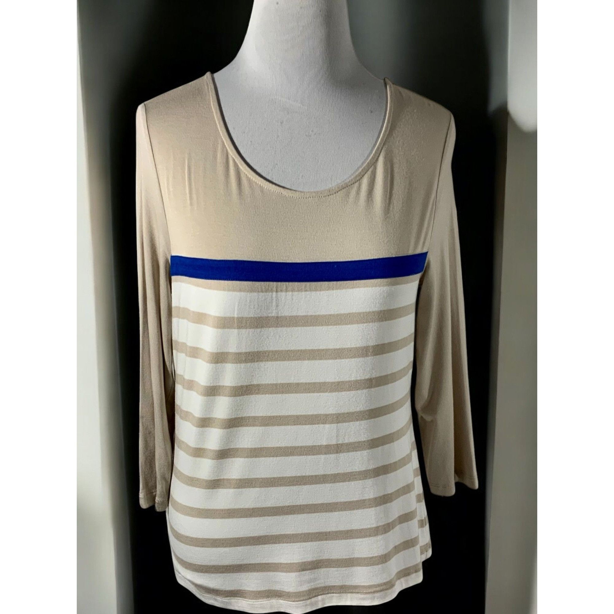 Chicos Chicos Womens Small Beige Blue Scoop Neck Stretch Top Size S / US 4 / IT 40 - 8 Thumbnail