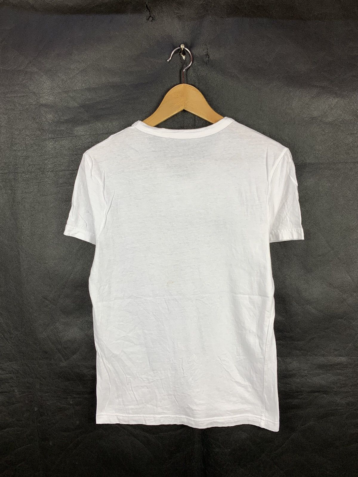 Guess Offer! Guess Los Angeles Brand Tee Size US XS / EU 42 / 0 - 3 Thumbnail