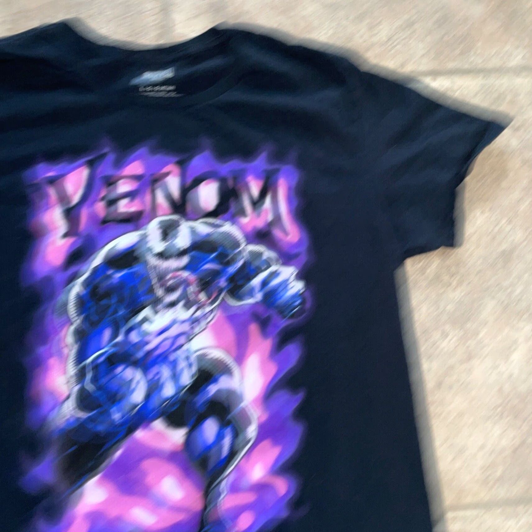 Vintage VINTAGE Marvel Venom Graphic T-Shirt Mens Large Black Movie Character Clothing Size US L / EU 52-54 / 3 - 2 Thumbnail