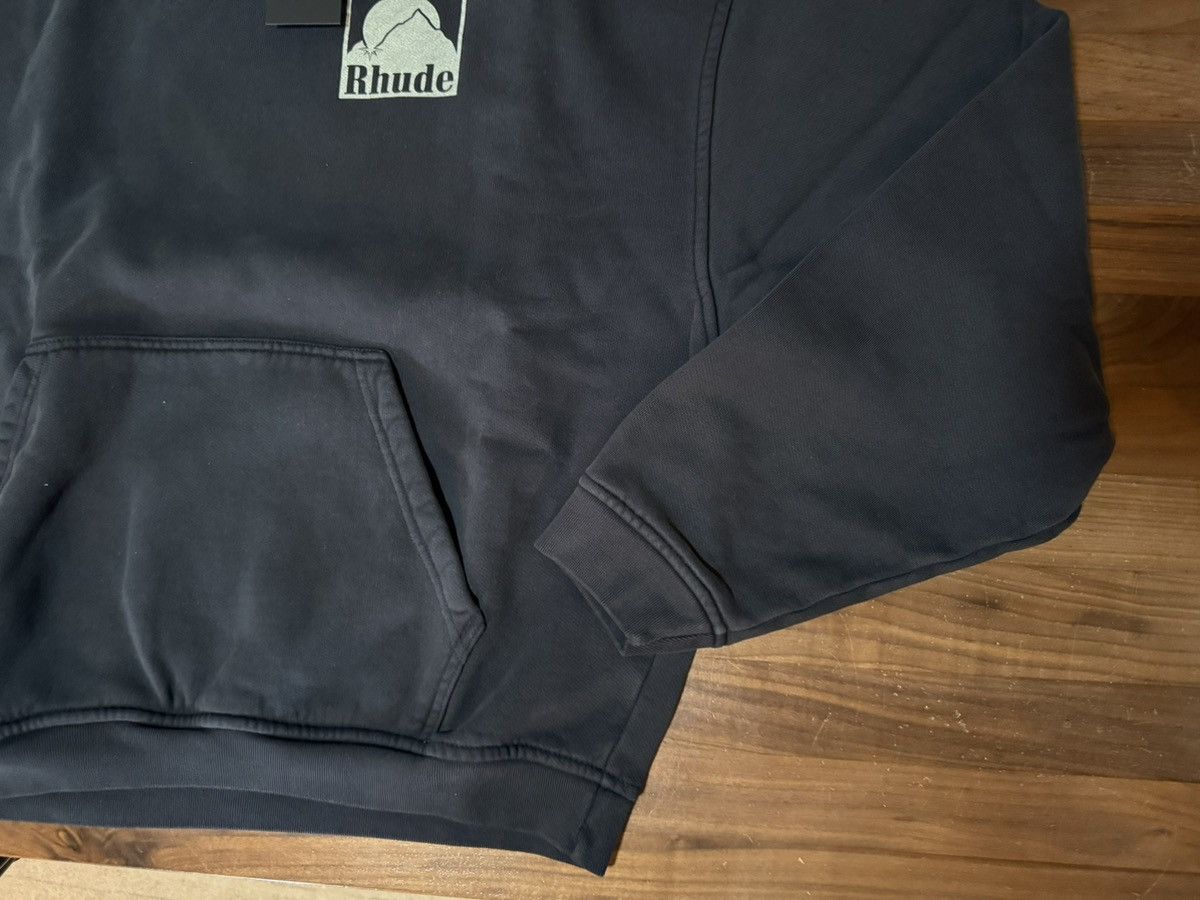 Rhude RHUDE MOONLIGHT BADGE HOODIE VINTAGE BLACK Men’s Size XL Size US XL / EU 56 / 4 - 9 Thumbnail