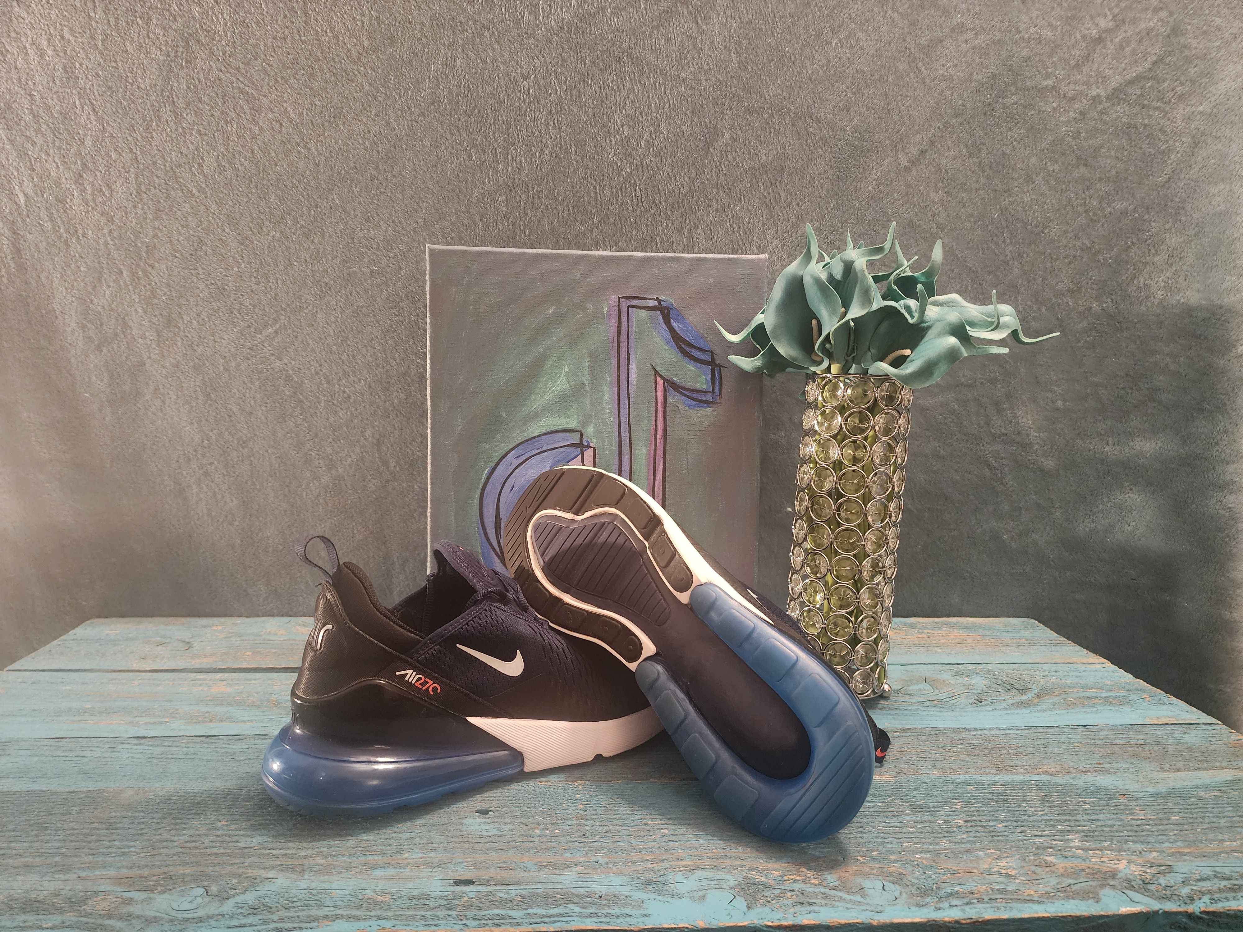 Nike Nike Air Max 270 Size US 12 / EU 45 - 2 Thumbnail