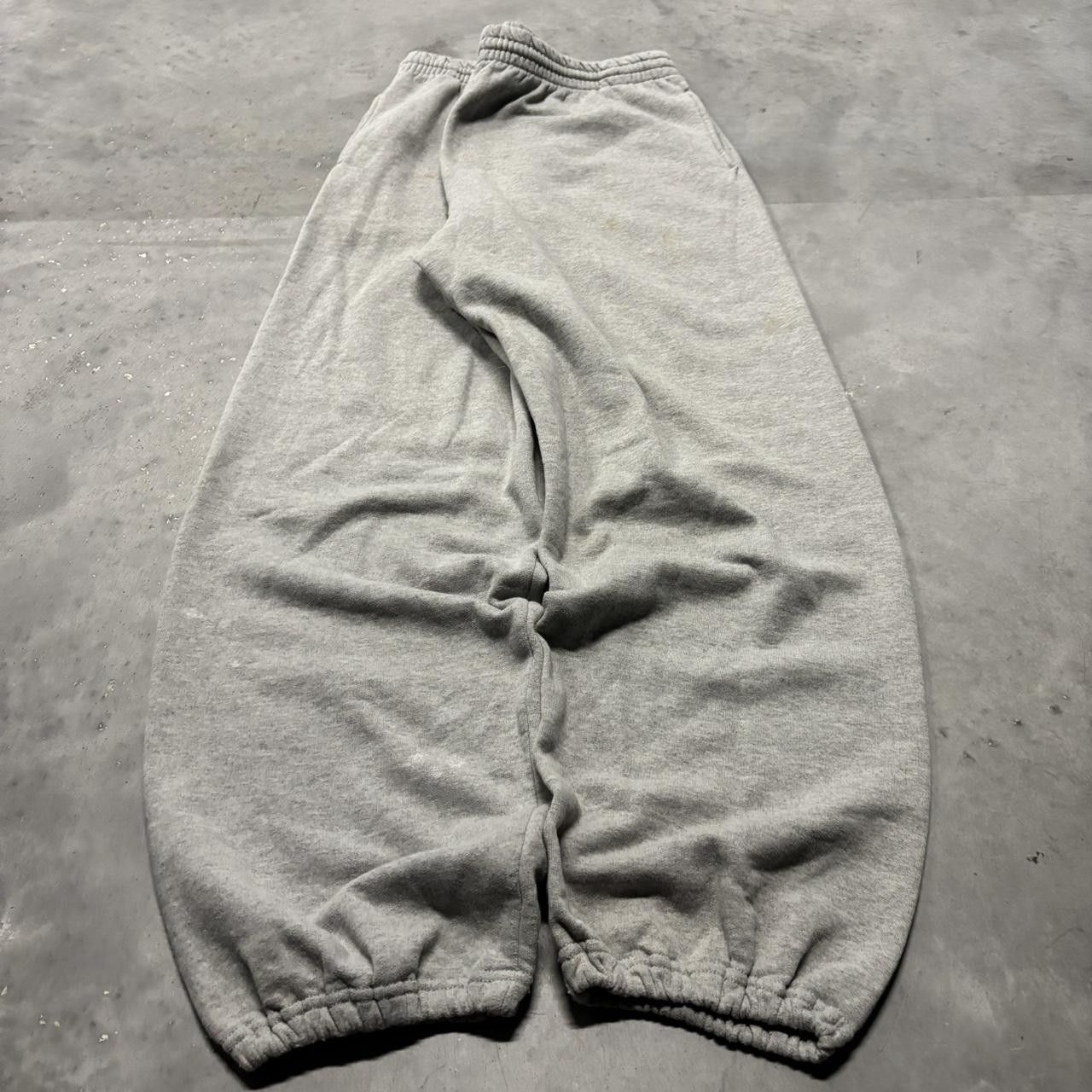 Japanese Brand × Vintage Crazy Vintage Y2K/2000s Baggy Light Grey Skater Essential Sweatpants! Size US 34 / EU 50 - 3 Thumbnail