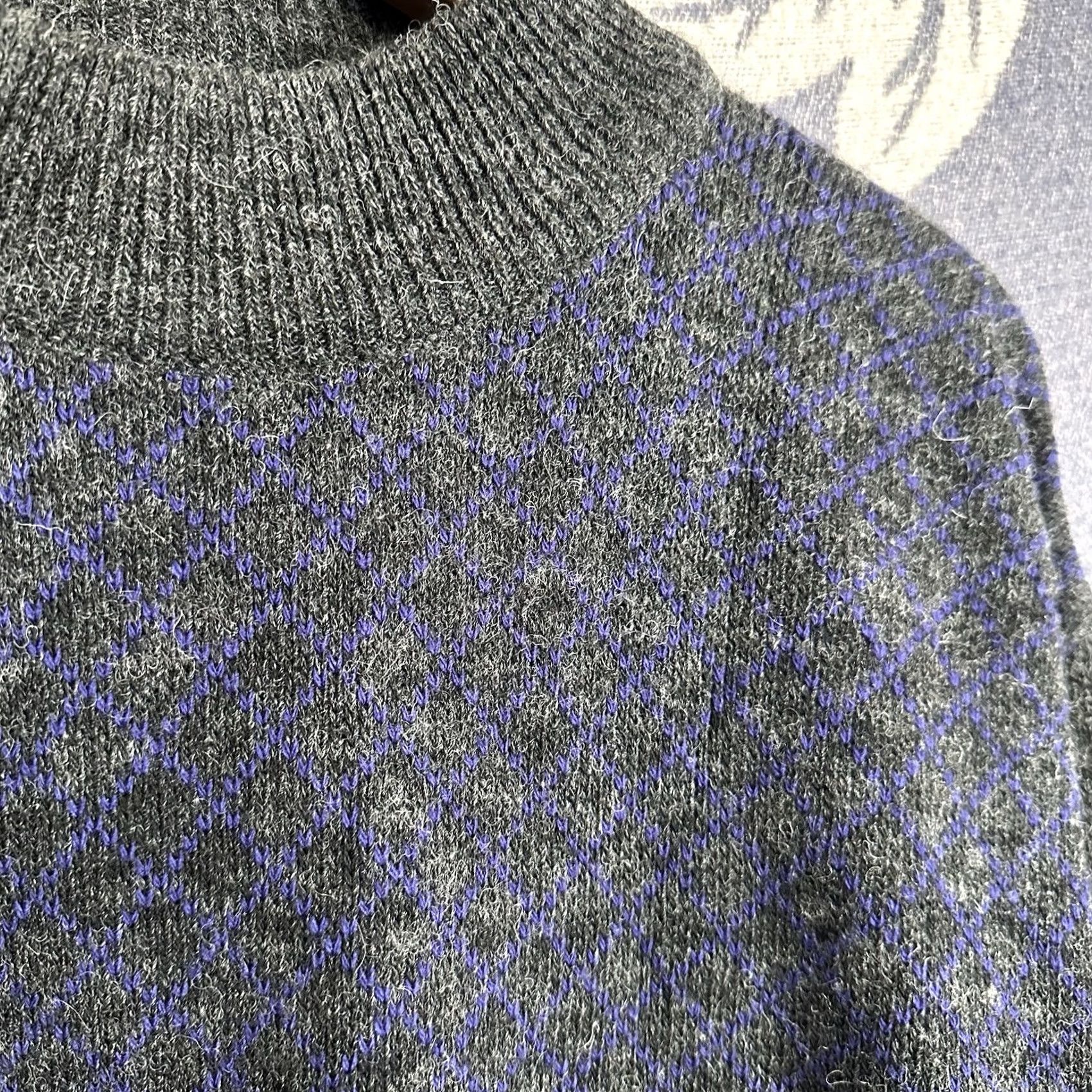 Vintage VINTAGE Quadro Wool Knit Sweater Geometric Black Purple Italy Made Medium Adult Pullover Knit 90s Classic Italian 80s Unisex Womens/Mens Size US M / EU 48-50 / 2 - 3 Thumbnail