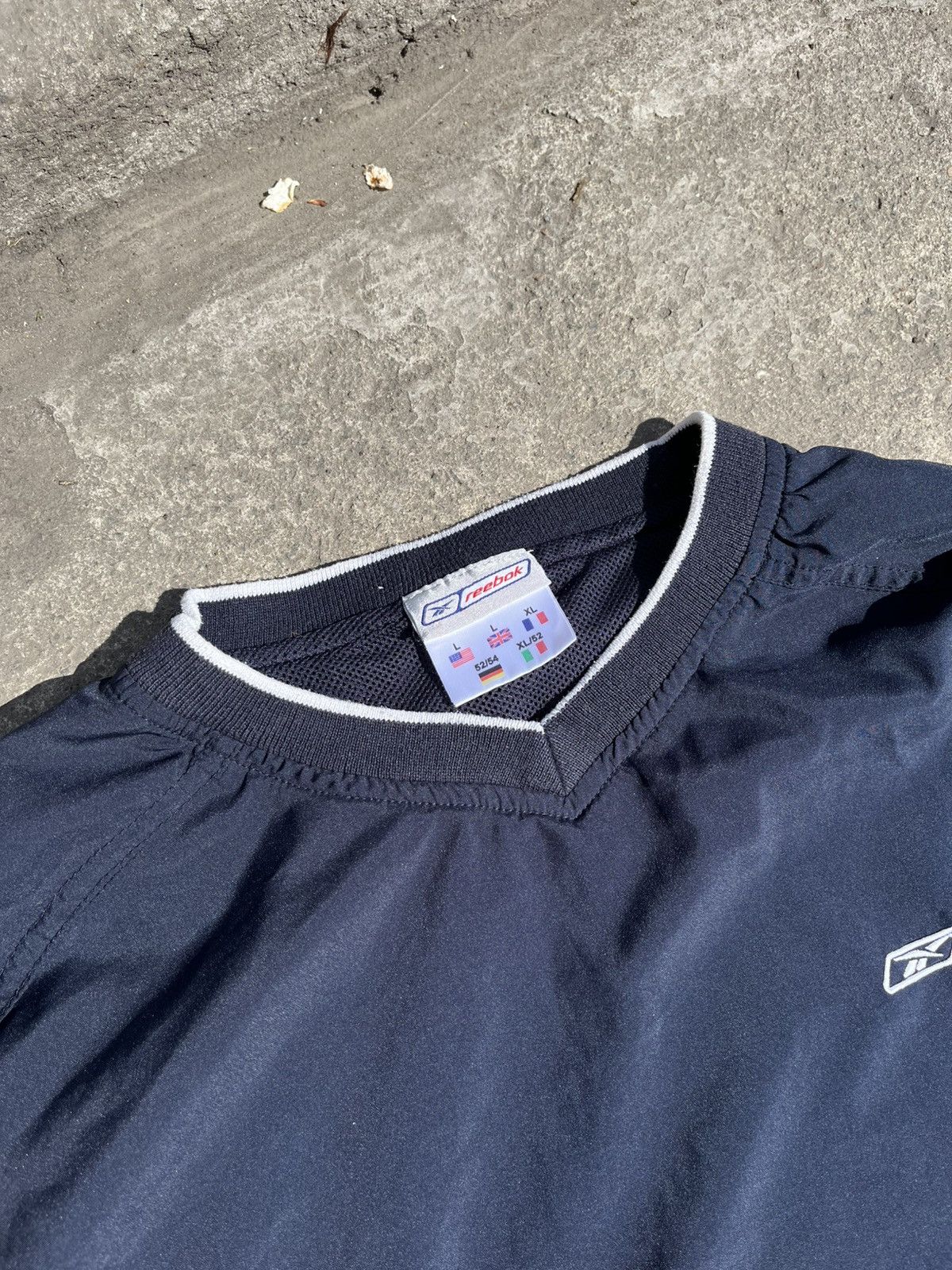 Reebok 💣REEBOK VINTAGE NYLON Y2K SWEATSHIRT Size US L / EU 52-54 / 3 - 7 Thumbnail