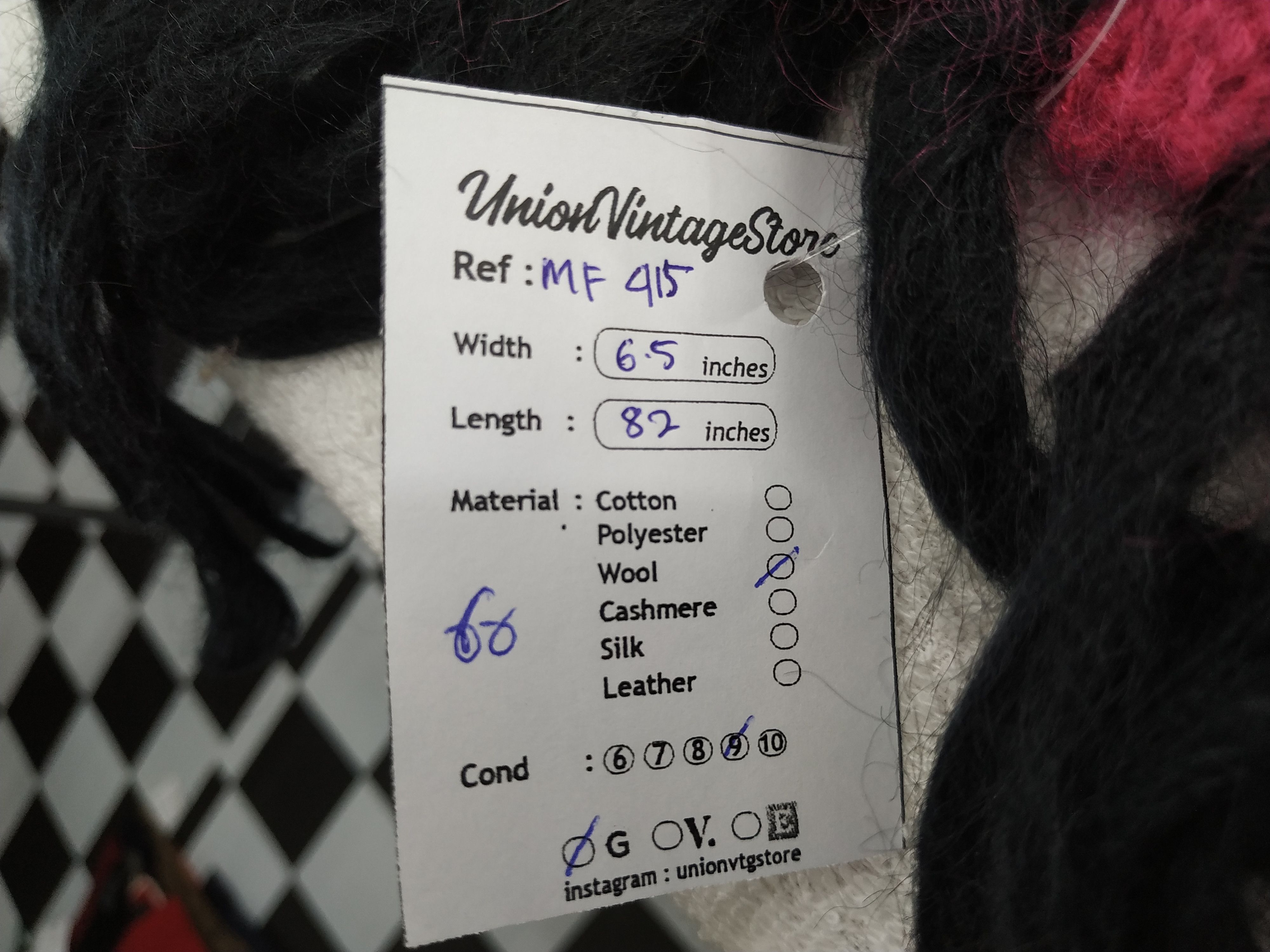 Japanese Brand Vintage Lovers Rock Skull Scarf/Muffler/Neckwear MF415 Size ONE SIZE - 6 Thumbnail