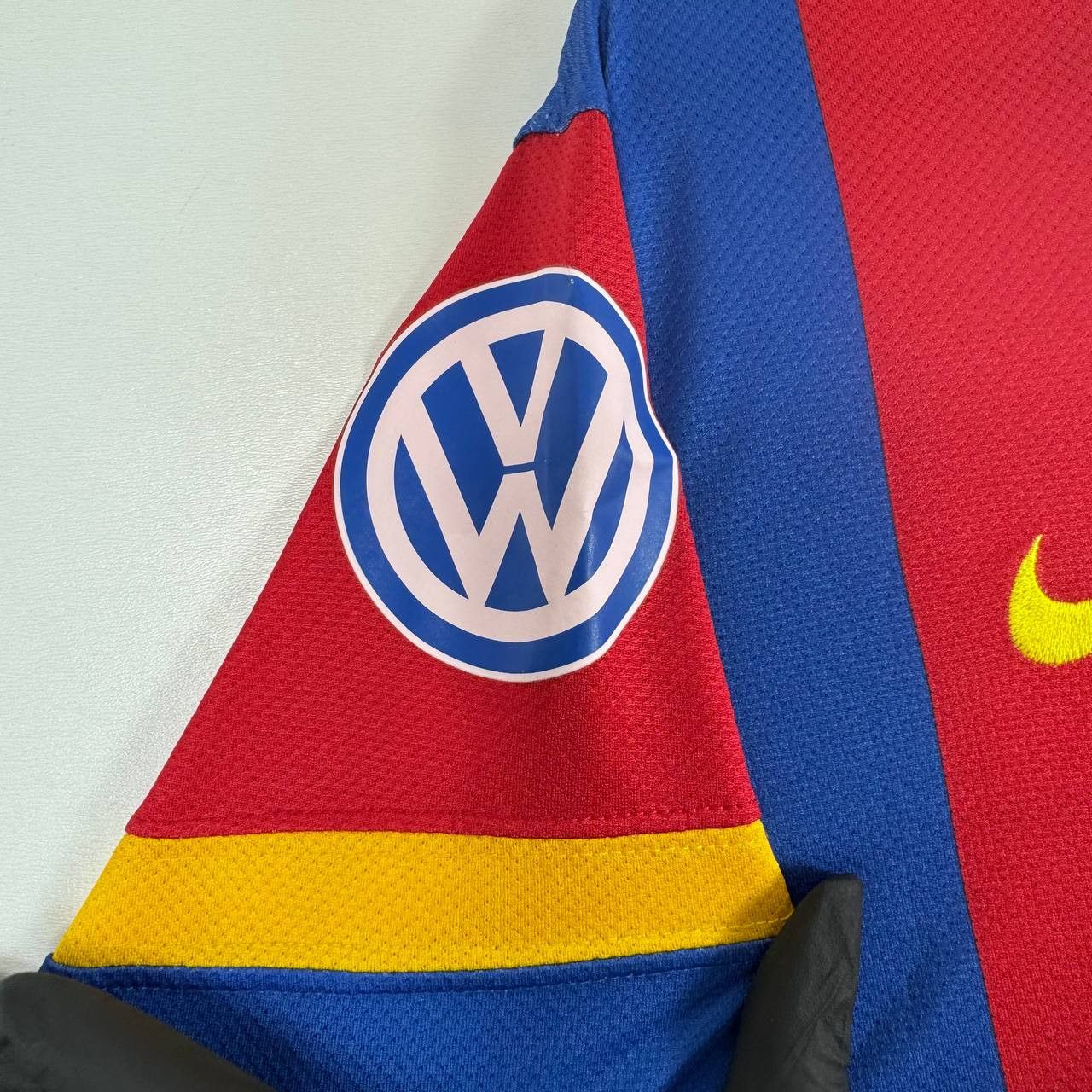 Nike Nike FC Basel 2011-12 Home Shirt 410807-493 Boys Size XL 14Y Size US XXS / EU 40 - 4 Thumbnail