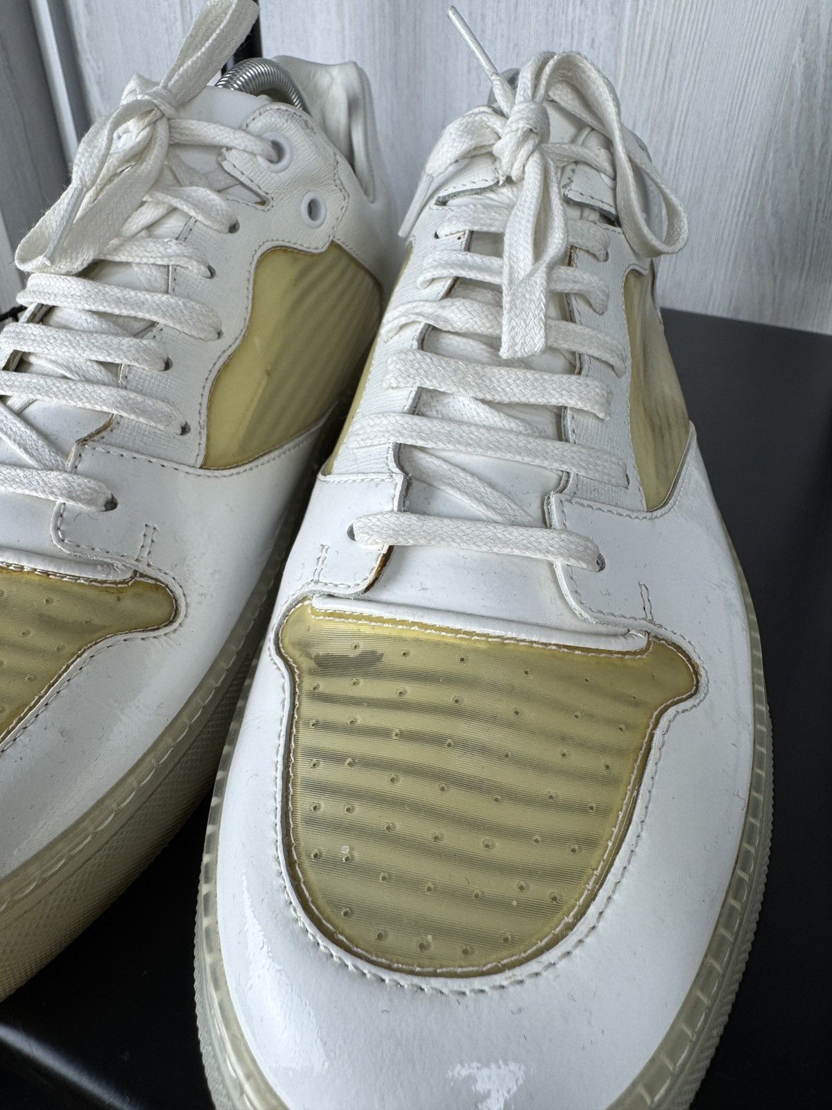 Balenciaga MENS BALENCIAGA WHITE LEATHER LACE-UP SNEAKERS EU 42 341772 Size US 9 / EU 42 - 11 Thumbnail