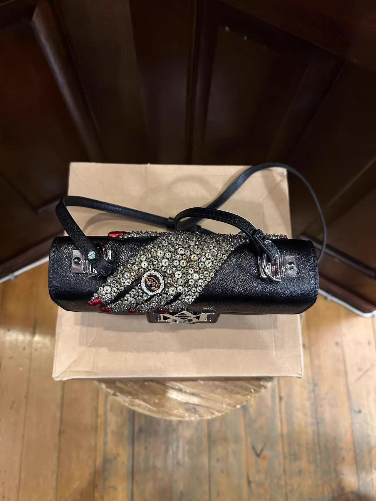 Alexander McQueen Alexander McQueen 16FW Black Full‑Crystal Crossbody Bag Ｑ25 Size ONE SIZE - 2 Thumbnail