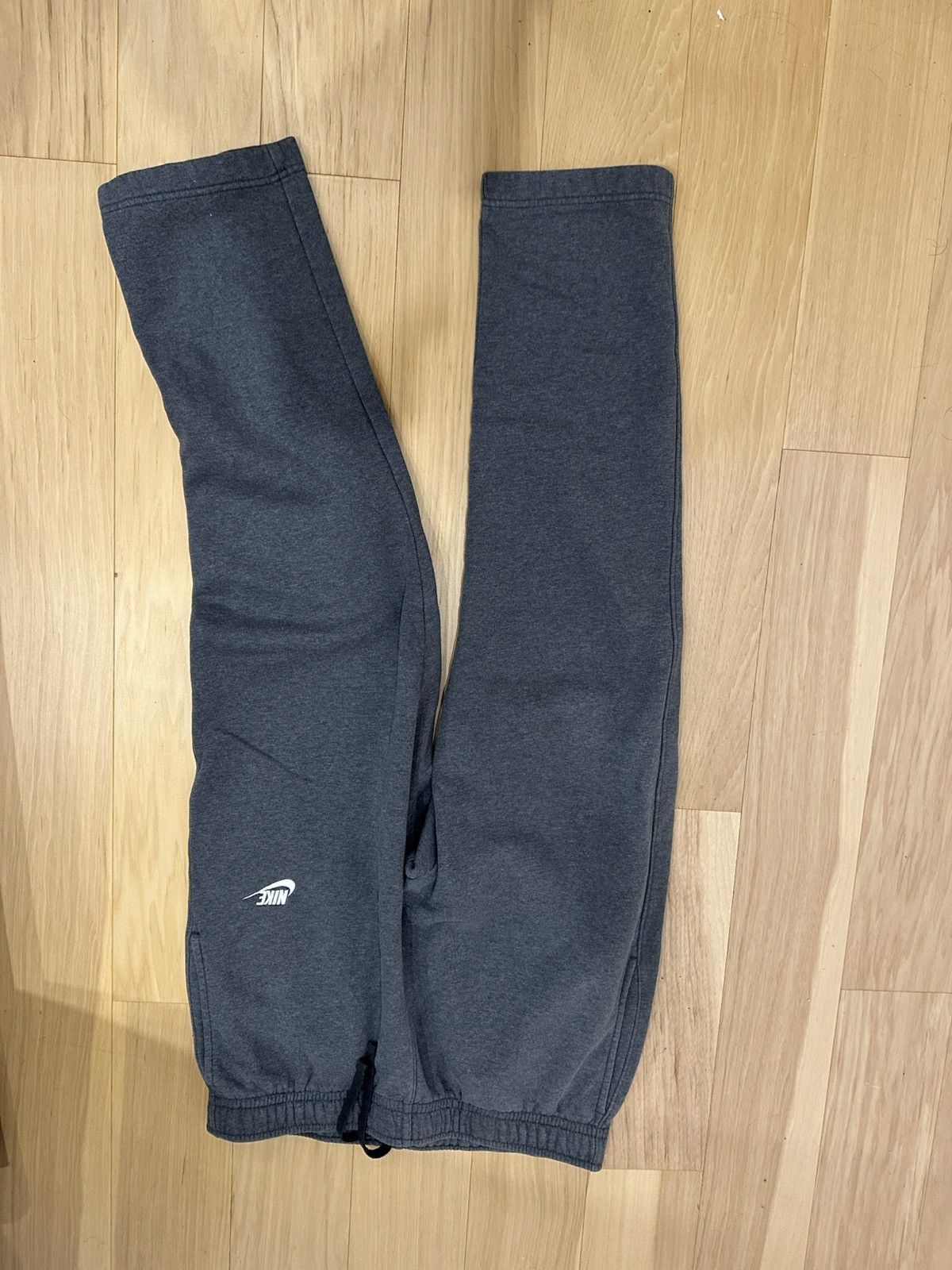 Nike Nike logo sweat pant Size US 32 / EU 48 - 1 Thumbnail