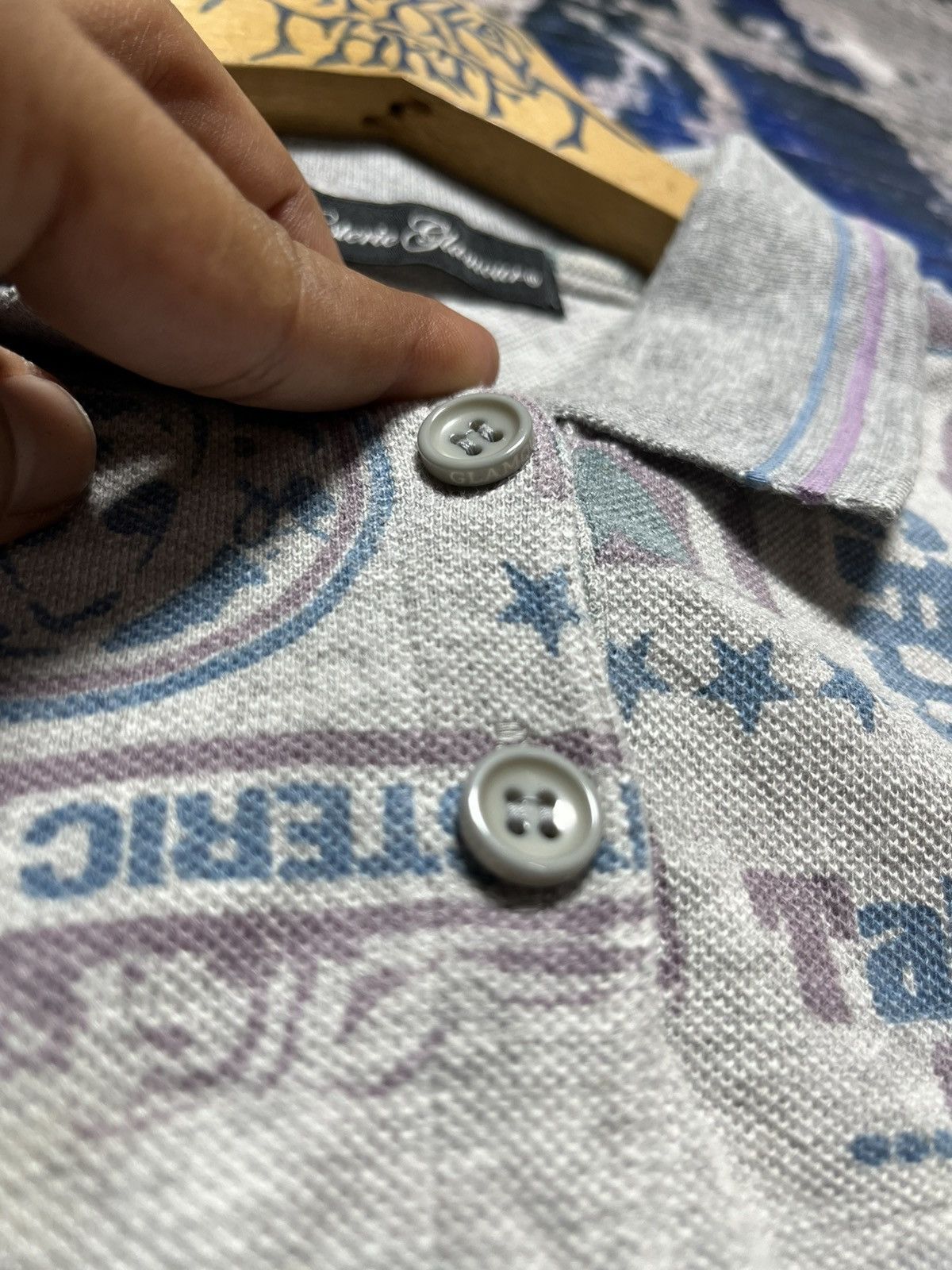 Designer × Hysteric Glamour × Japanese Brand ⚡️CYBER24⚡️Hysteric Glamour Full Print Logo Polo Shirts Size ONE SIZE - 8 Thumbnail