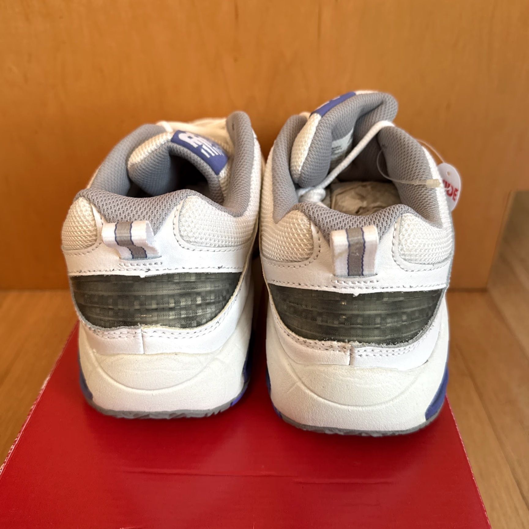 New Balance New Balance 806 Tennis Sneaker Women White Purple Size 10D Wide WC806W Size US 10 / IT 40 - 5 Thumbnail