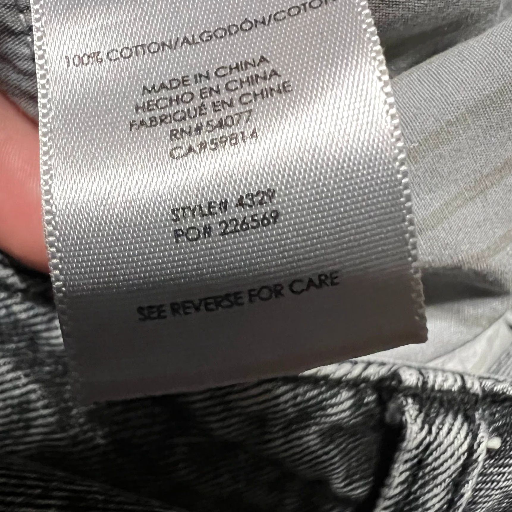 Vintage CAbi Jeans Womens 6 Boyfriend 33x28 Faded Black Gray Smoke Wash Mid Rise Womens Size 28" / US 6 / IT 42 - 6 Thumbnail