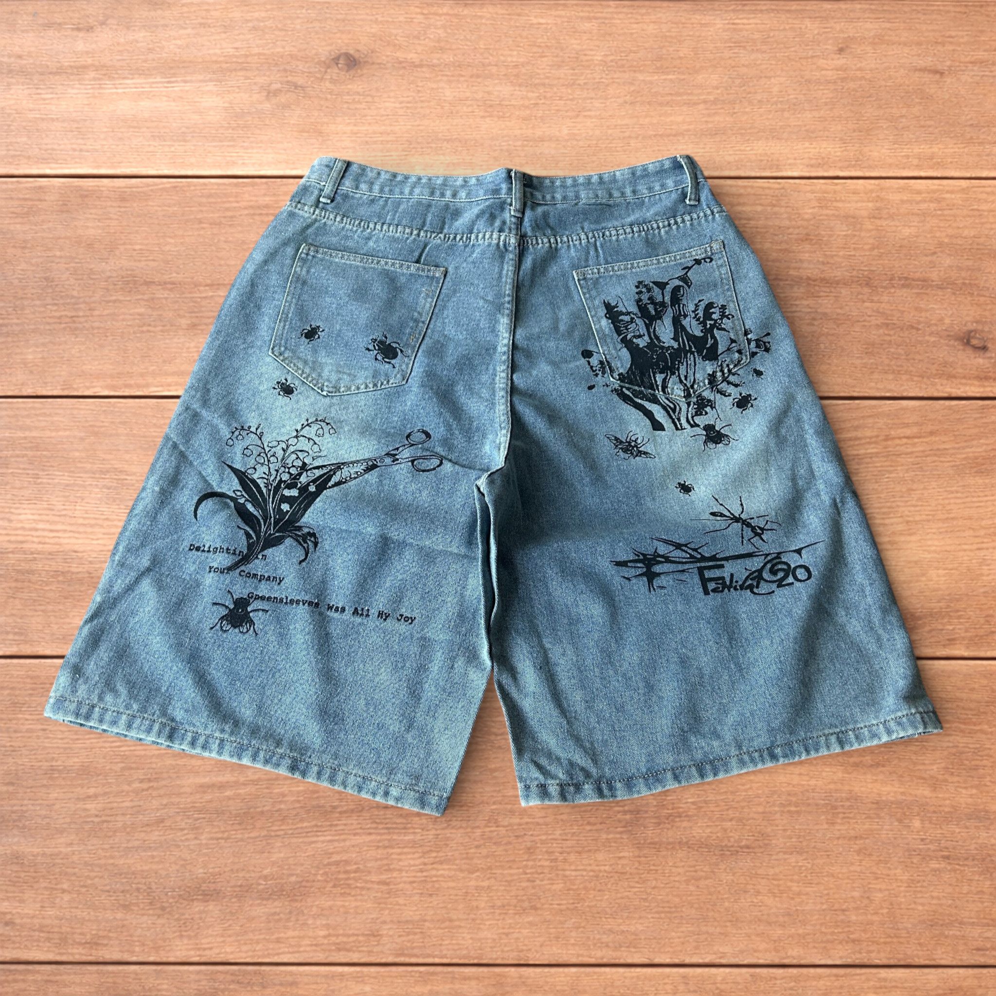 Japanese Brand Baggy wide leg denim shorts jorts w. graphic in light blue. Size US 36 / EU 52 - 2 Thumbnail