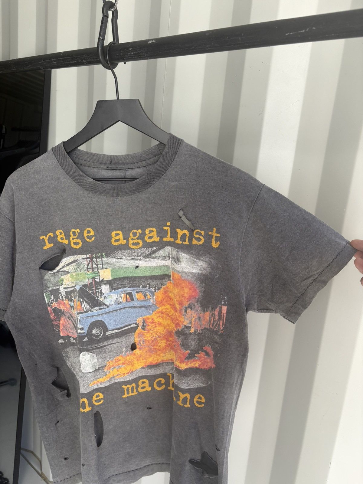 Band Tees Rage Against The Machine Monk Thrashed Faded ERD GRUNGE WCC Size US L / EU 52-54 / 3 - 5 Thumbnail