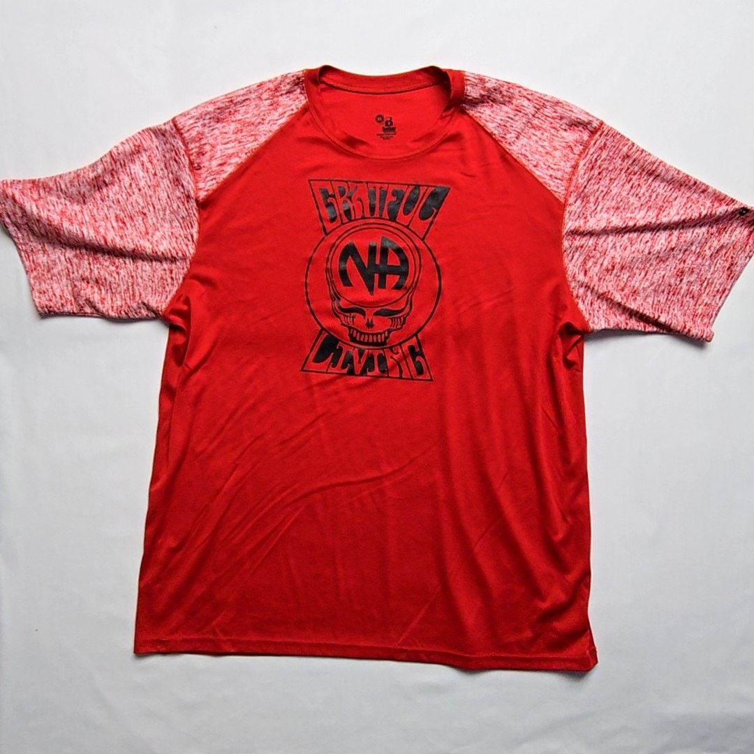 Other Grateful Living Red Badger Sport Graphic Mens XL Music Tee Size US XL / EU 56 / 4 - 1 Thumbnail