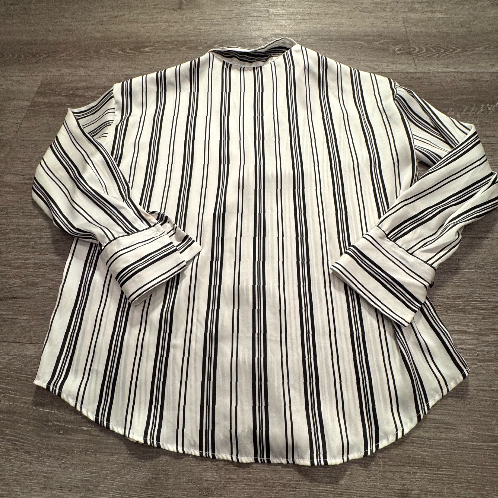 Zara Zara Shirt Womens Small Black White Stripe Satin Button Up Long Sleeve Top Adult Size S / US 4 / IT 40 - 3 Thumbnail