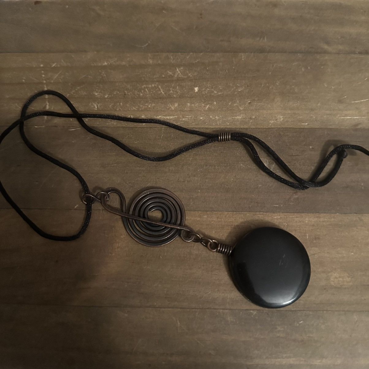 Vintage Vintage artisan treble clef symbol and black stone necklace Size ONE SIZE - 2 Thumbnail
