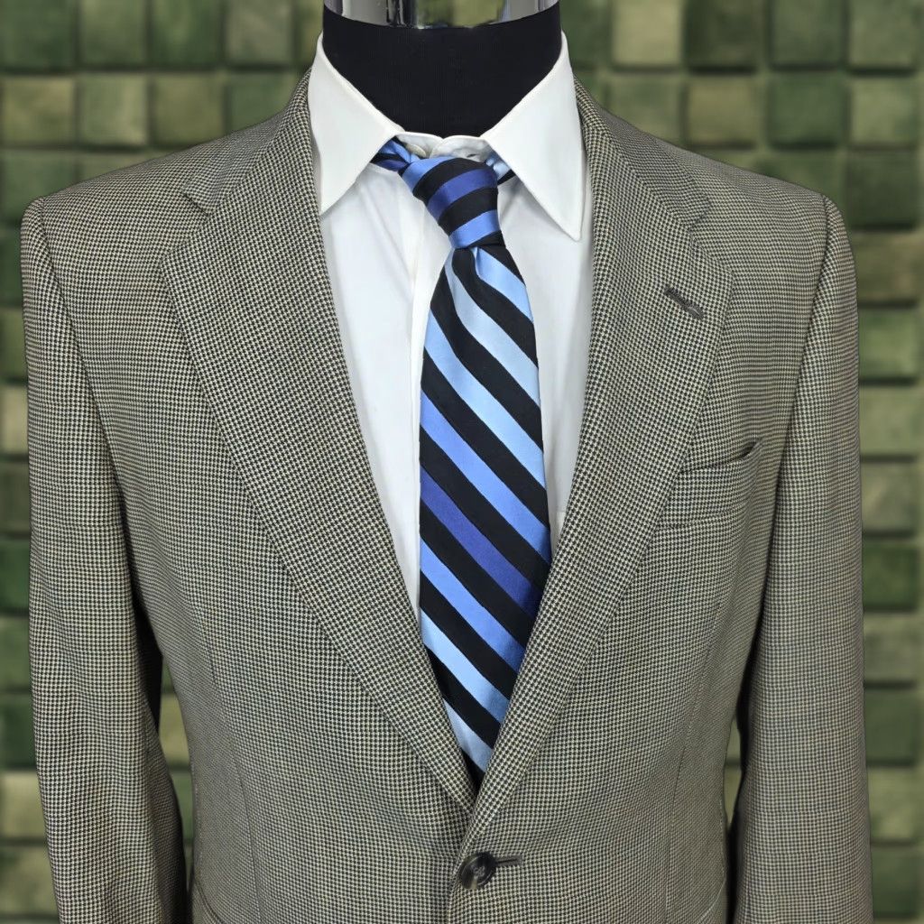 Hart Schaffner Marx Hart Schaffner Marx Gold Trumpeter Blazer Men 40 Jacket Houndstooth Wool Notch Notch Lapel Size 40R - 1 Thumbnail