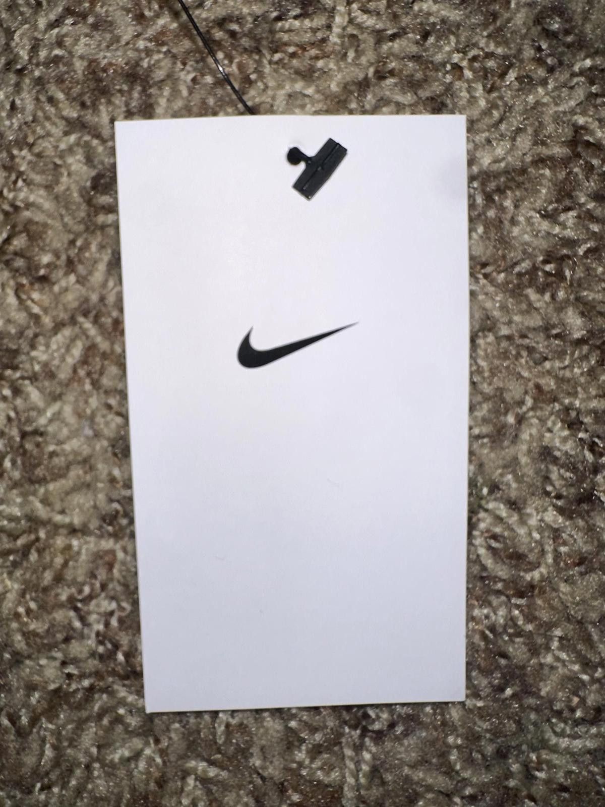 Nike Nike Big Kids (Boy’s) Club Fleece Vollyball Grey Hoodie Size US L / EU 52-54 / 3 - 9 Thumbnail