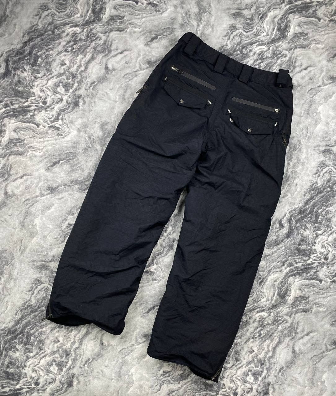 Oakley Vintage Oakley Ski Pants Software 00s Snowboards Gorpcore Size US 33 - 13 Thumbnail