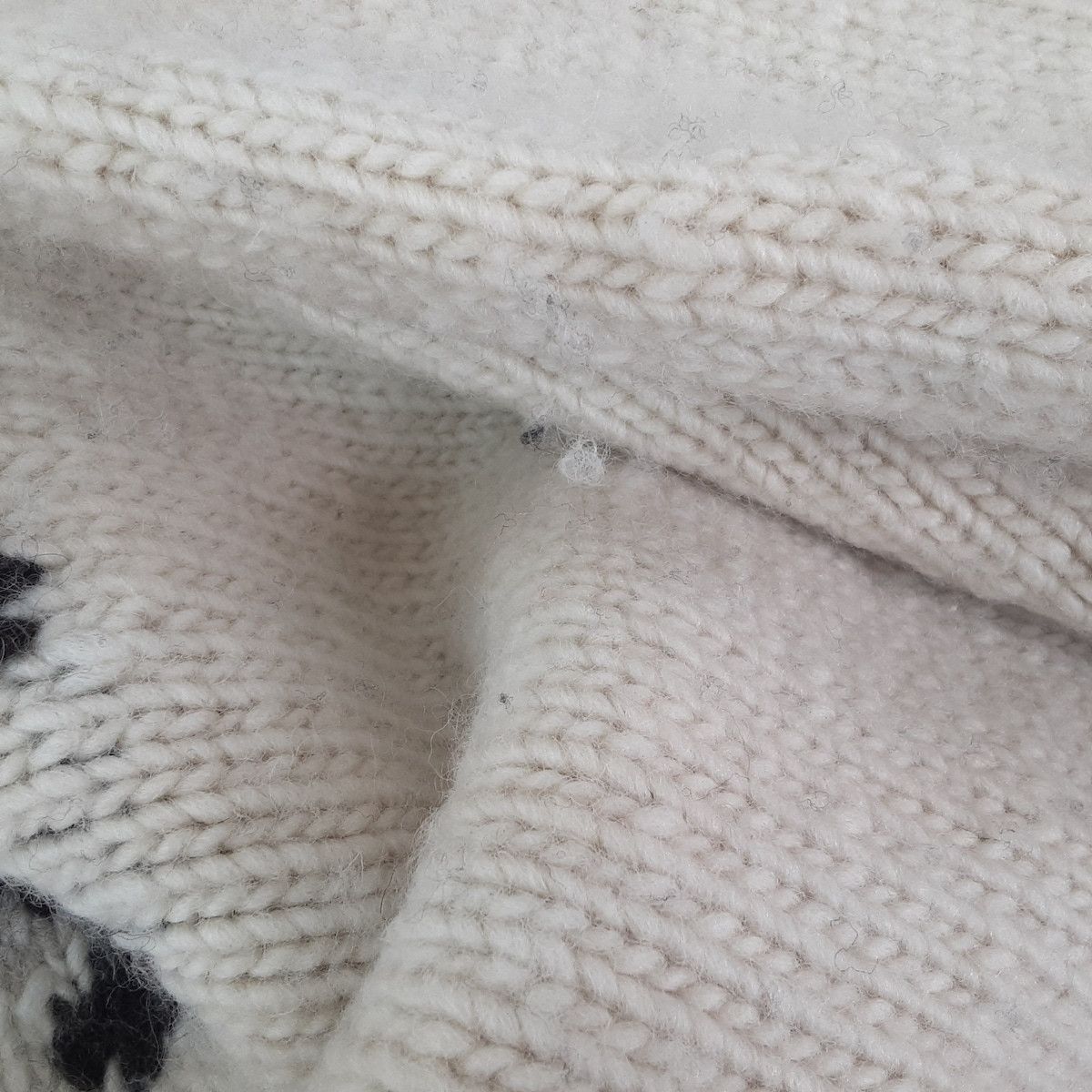 Comme des Garcons Sweater Wool Knitted Design Long Sleeve Ivory Size US M / EU 48-50 / 2 - 8 Thumbnail