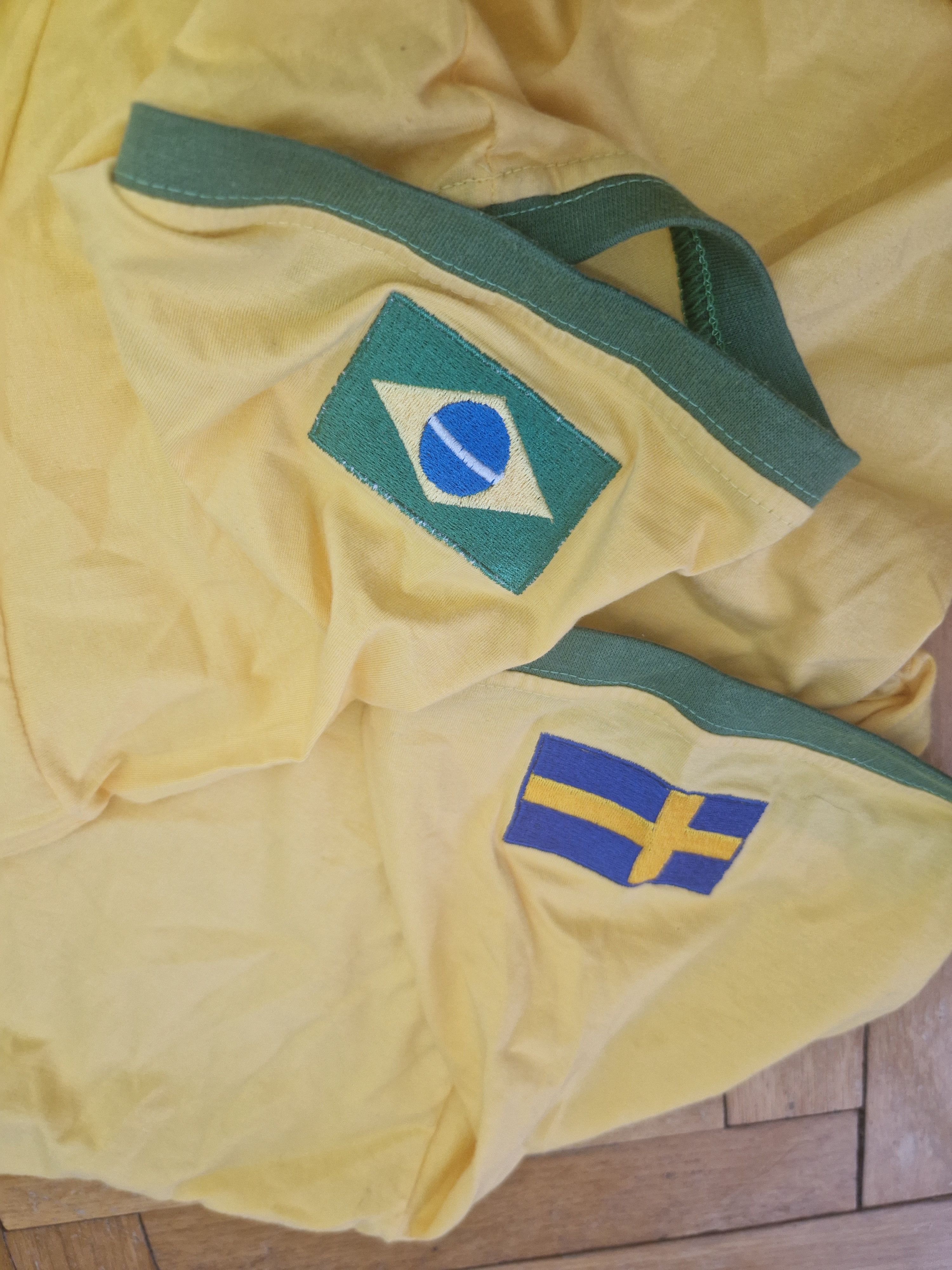 Vintage vintage brasil 2006 y2k tee Size US L / EU 52-54 / 3 - 3 Thumbnail