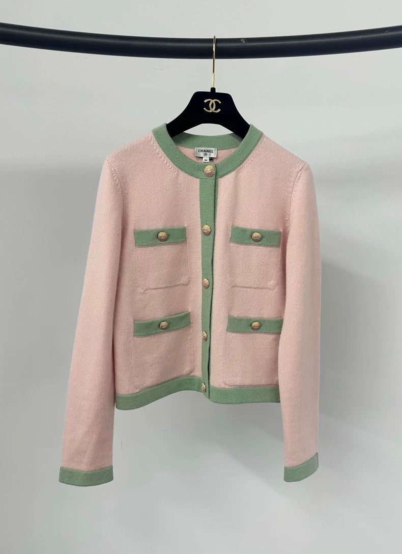 Chanel Chanel Pink Diamond Button Knit Cardigan Size US XS / EU 42 / 0 - 1 Thumbnail