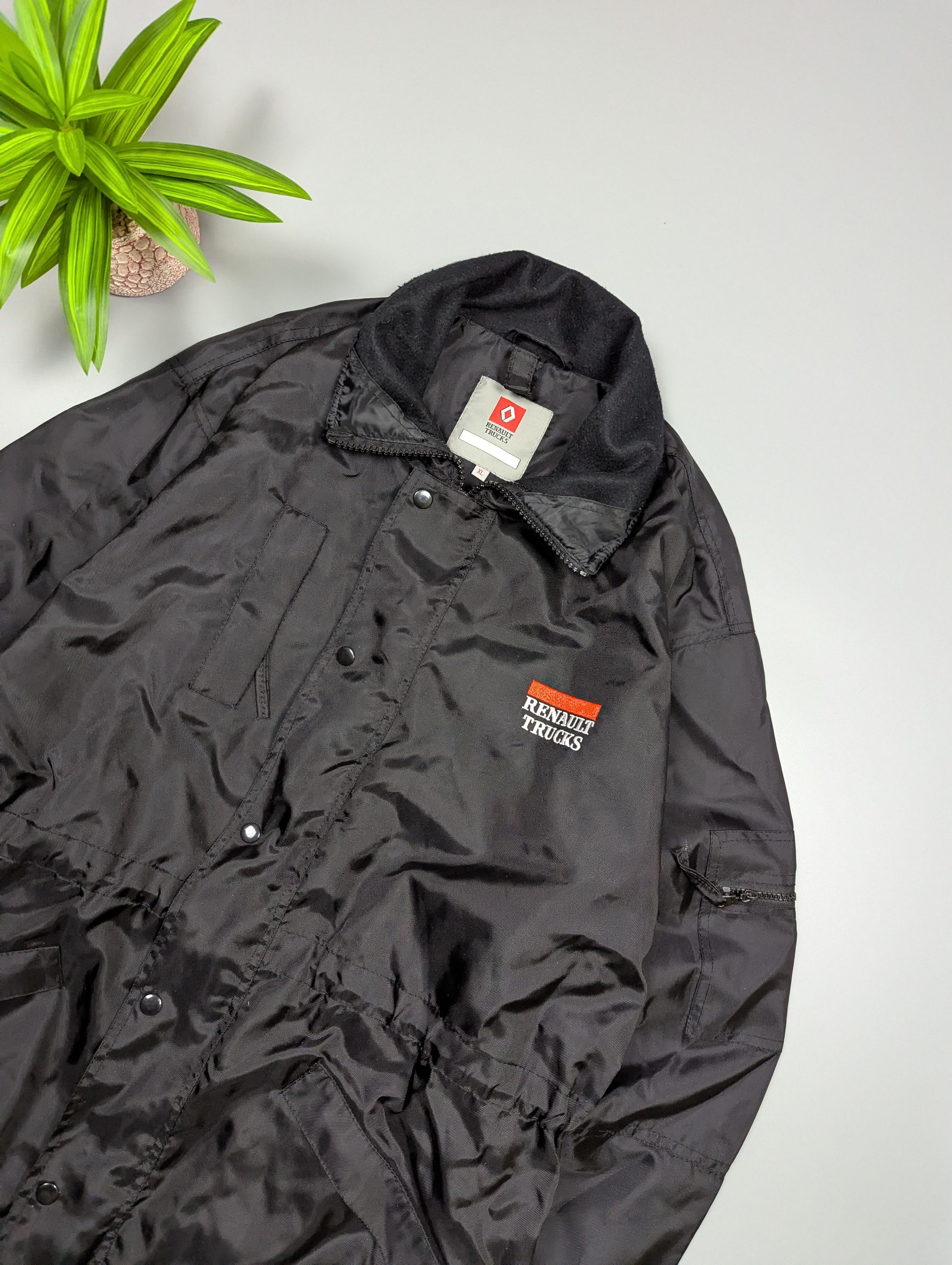 Vintage Renault Trucks Lightweight Windbreaker Jacket Black Size XL Size US XL / EU 56 / 4 - 2 Thumbnail