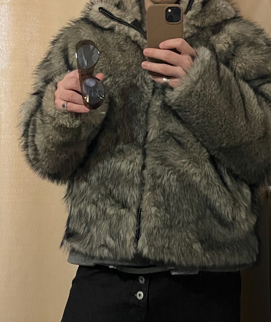 Bershka Faux fur jacket bershka greyish color l-xl men unisex Size US L / EU 52-54 / 3 - 1 Thumbnail