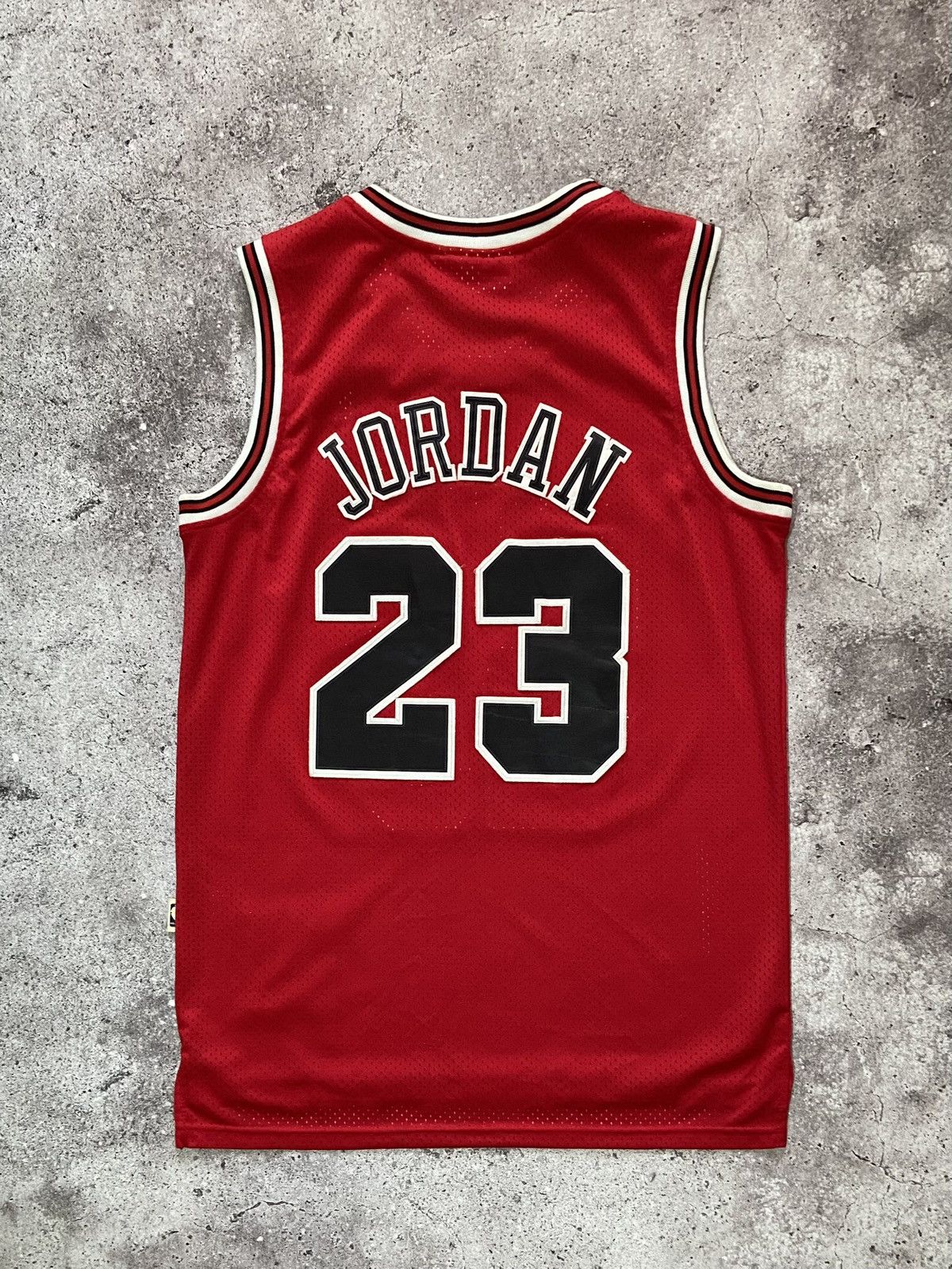 Mitchell & Ness 💥Chicago Bulls Michael Jordan #23 NBA Jersey tee‼️ Size US M / EU 48-50 / 2 - 4 Thumbnail