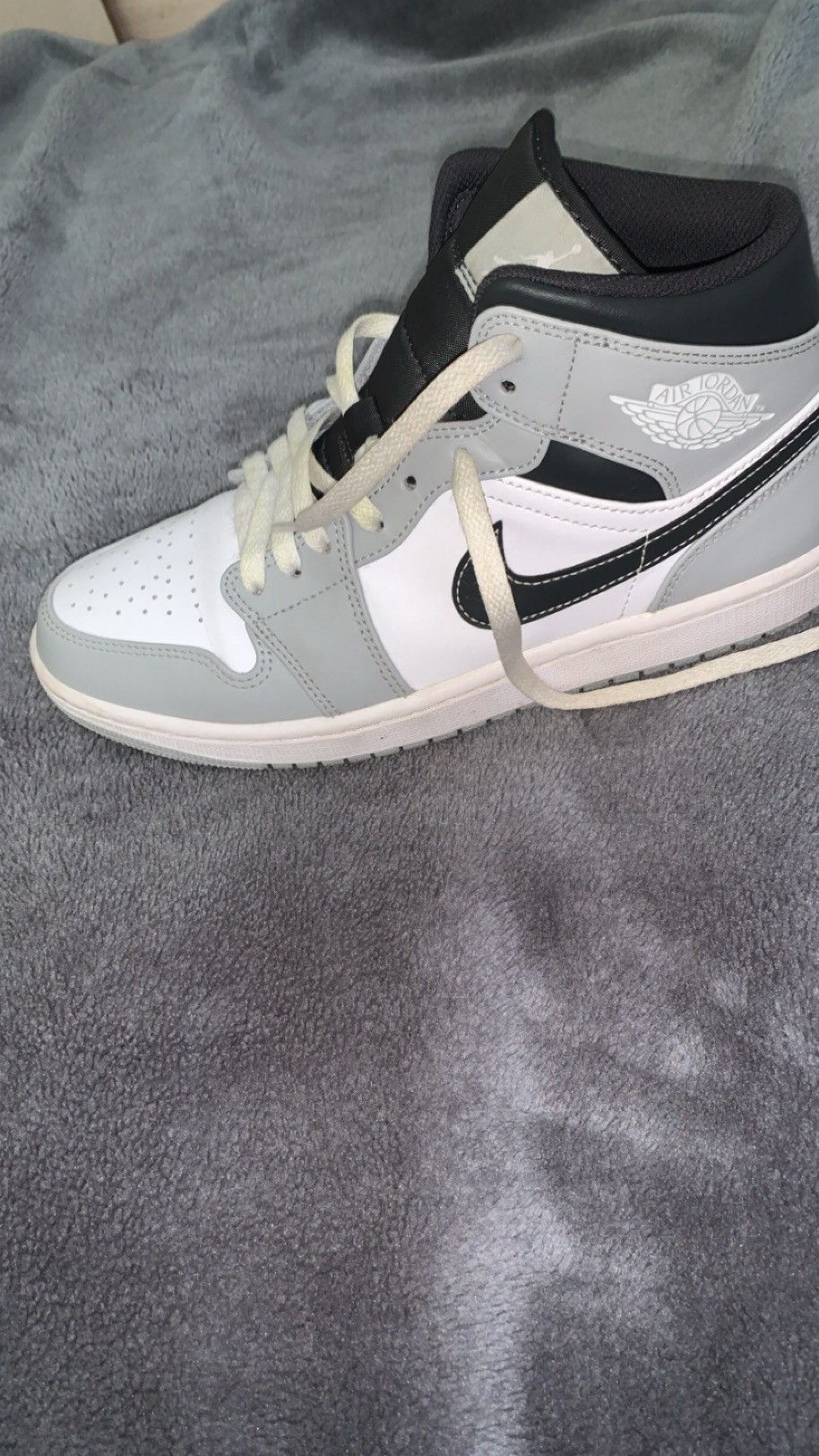 Jordan Brand Jordan 1 smoke grey Size US 9 / EU 42 - 5 Thumbnail