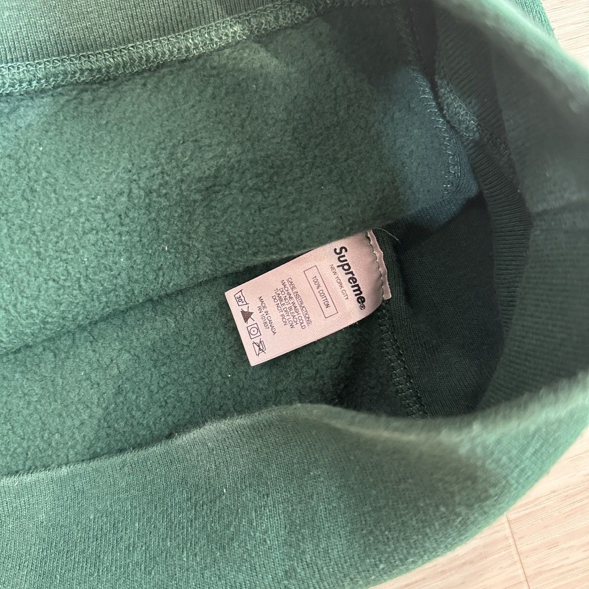 Supreme Supreme Green box logo crewneck Size US L / EU 52-54 / 3 - 6 Thumbnail