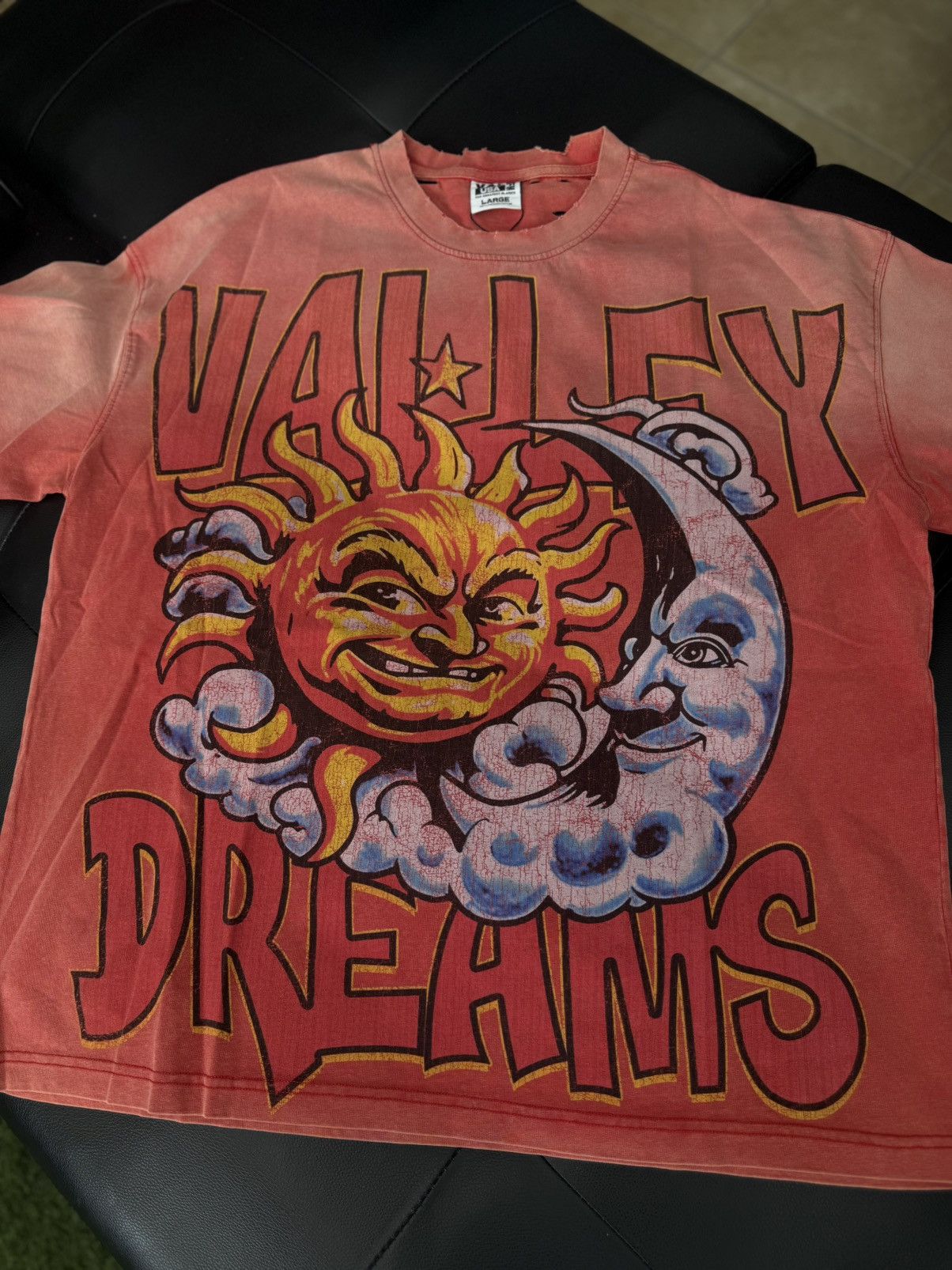Vale Valley Red Sun Tee Shirt Size L (NEW) Size US L / EU 52-54 / 3 - 3 Thumbnail