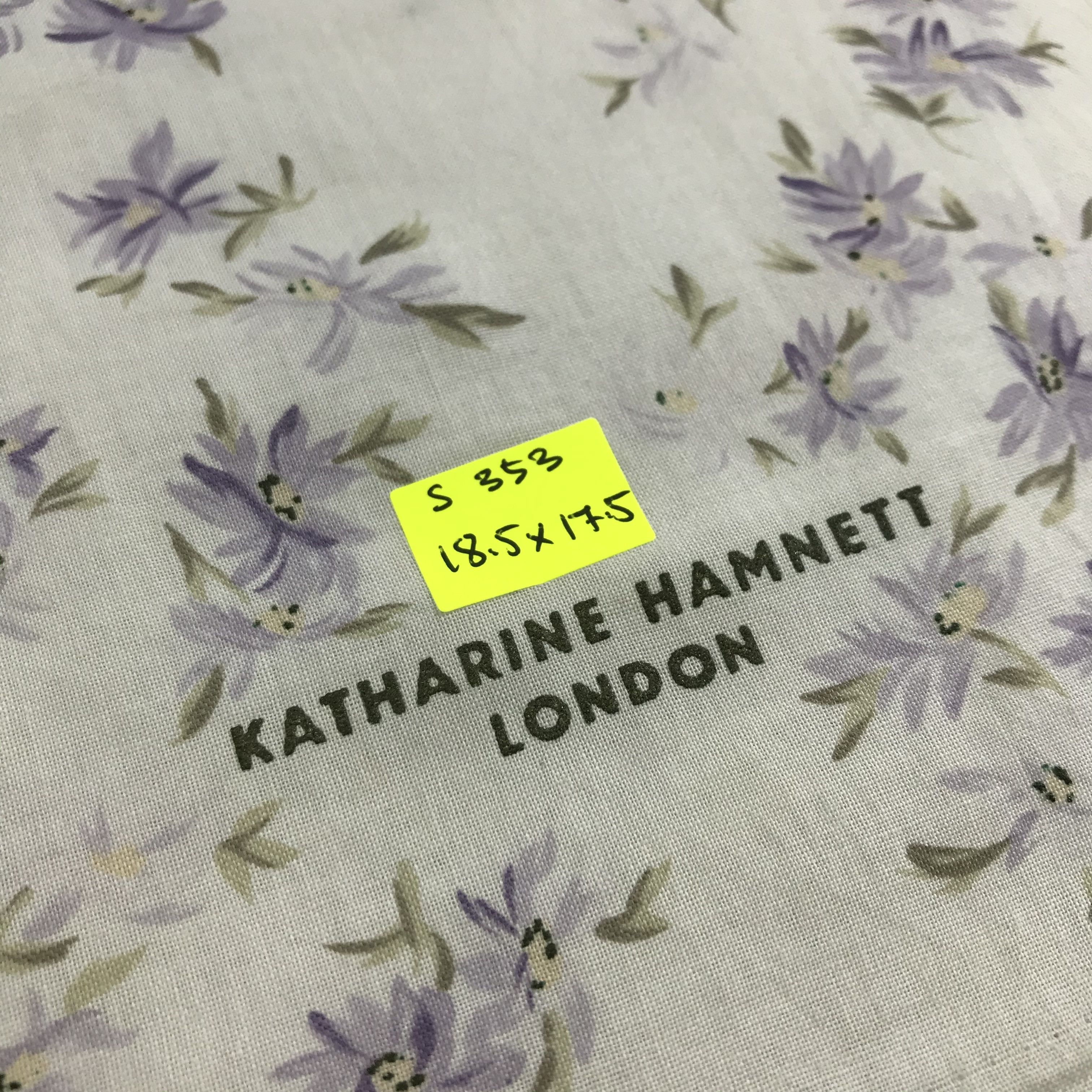 Katharine Hamnett London × Vintage Katharine Hamnett Bandana / Handkerchief /Neckerchief -S353 Size ONE SIZE - 6 Thumbnail