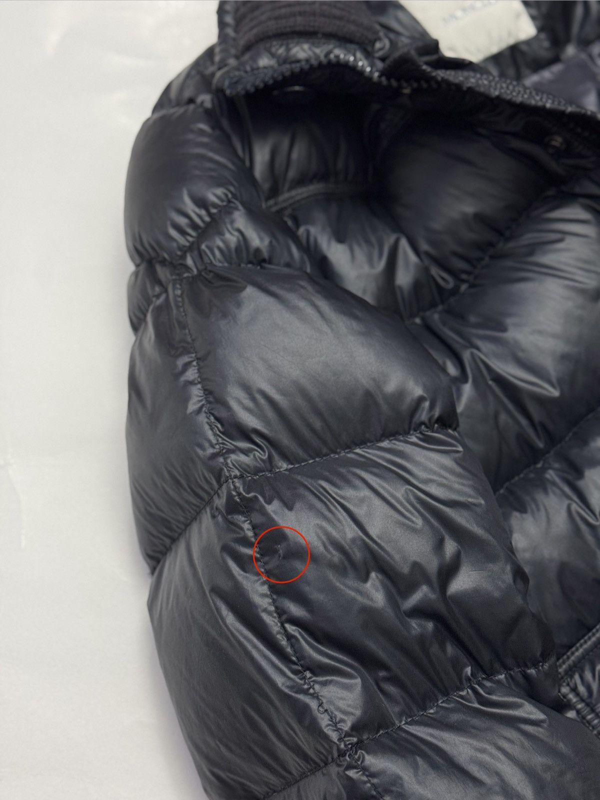 Moncler Moncler Hubert down jacket Size US L / EU 52-54 / 3 - 25 Thumbnail