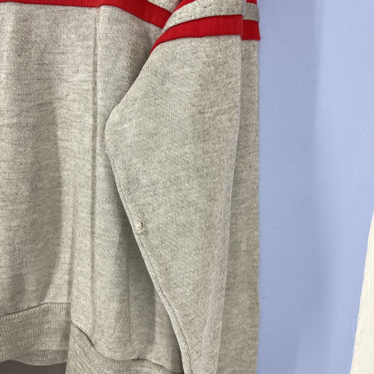 Vintage 90s Vintage WILSON Crew Neck Sweatshirt #1985/13 Size US L / EU 52-54 / 3 - 12 Thumbnail