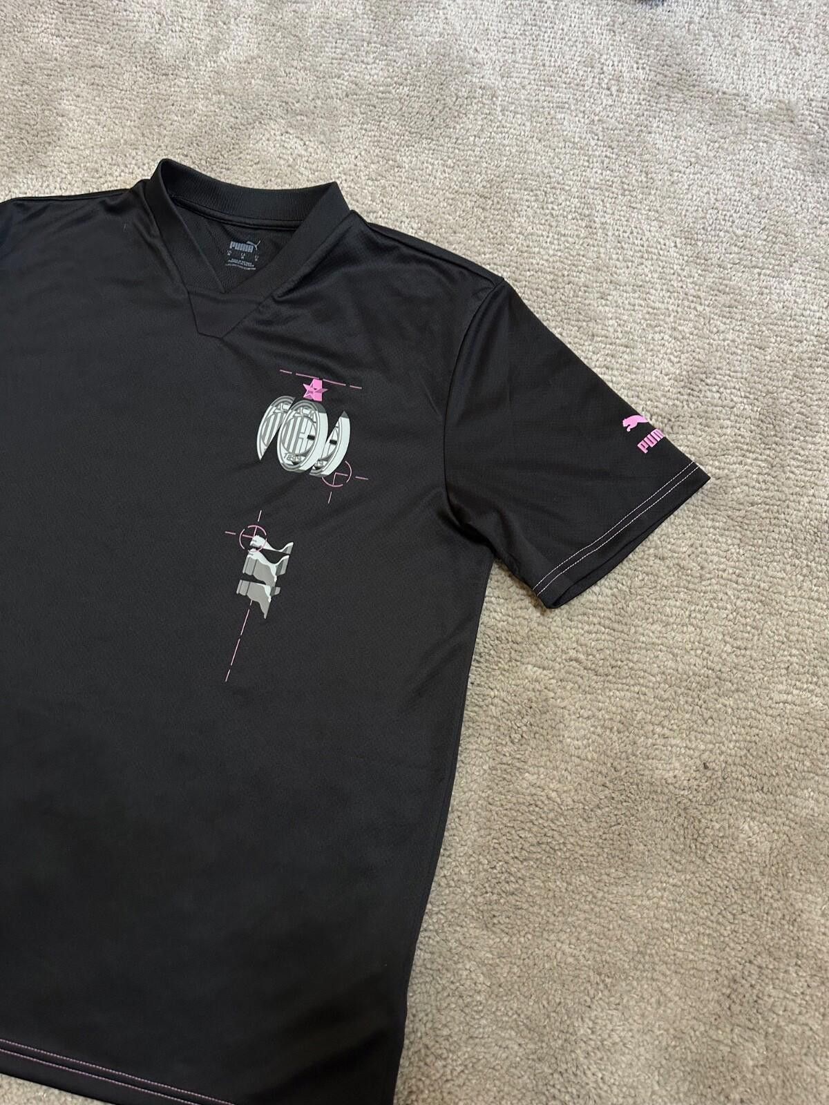 Puma Puma AC MILAN V-NECK T-SHIRT WITH PRINTS AND PATCHES Size US M / EU 48-50 / 2 - 3 Thumbnail