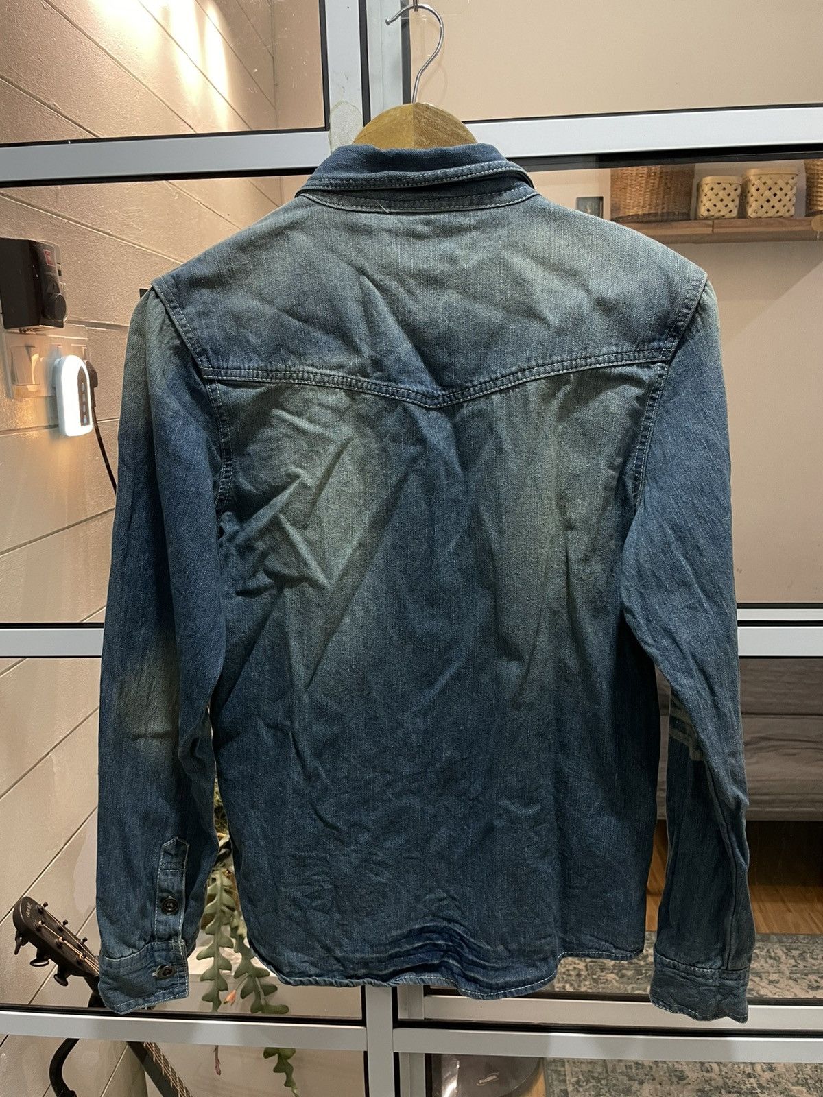 In The Attic In the Attic Japan Wash Denim Metal Button Up Shirt Size US M / EU 48-50 / 2 - 13 Thumbnail