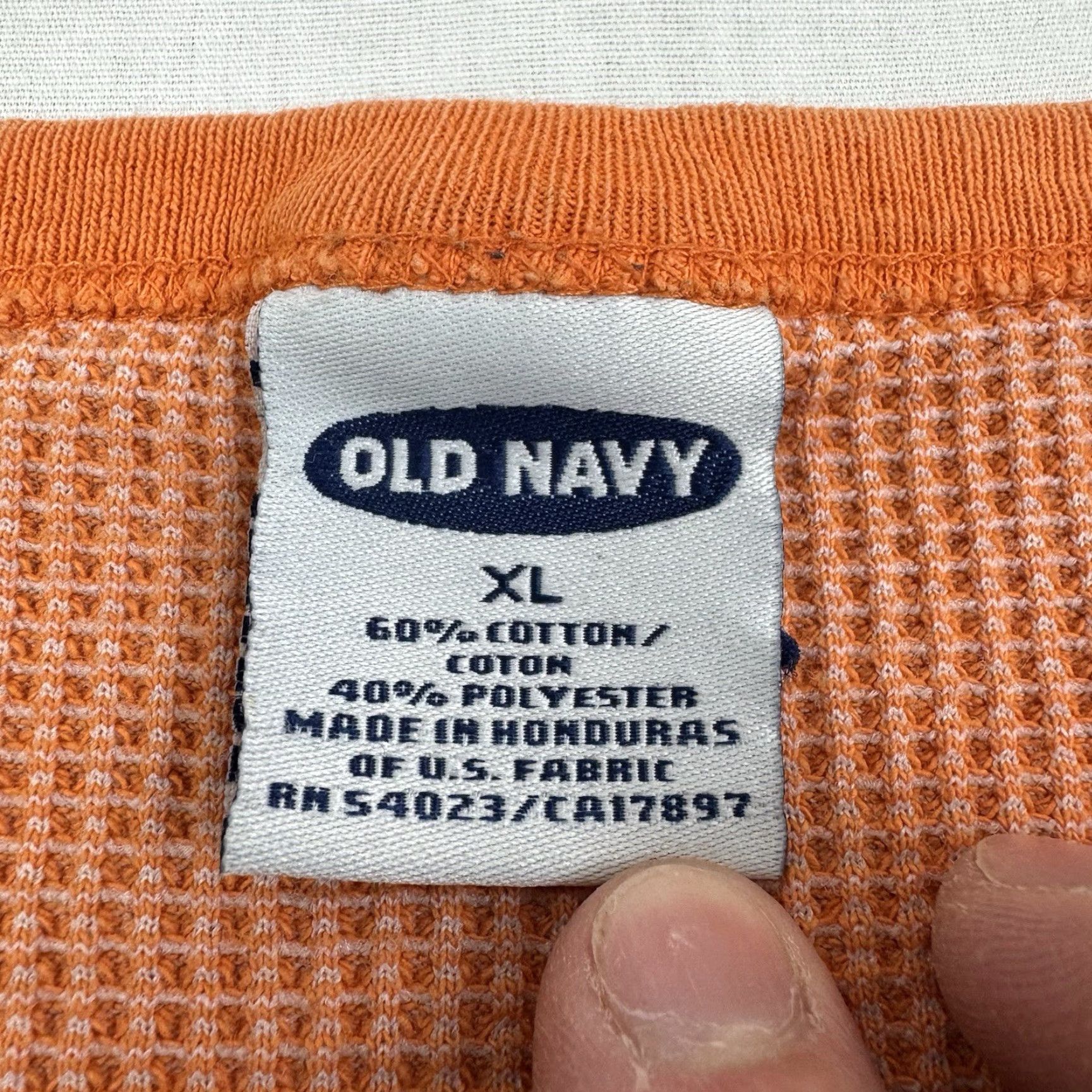Old Navy VINTAGE Old Navy Thermal Shirt Men XL Orange Solid Grunge Hipster 90s Y2K Size US XL / EU 56 / 4 - 5 Thumbnail