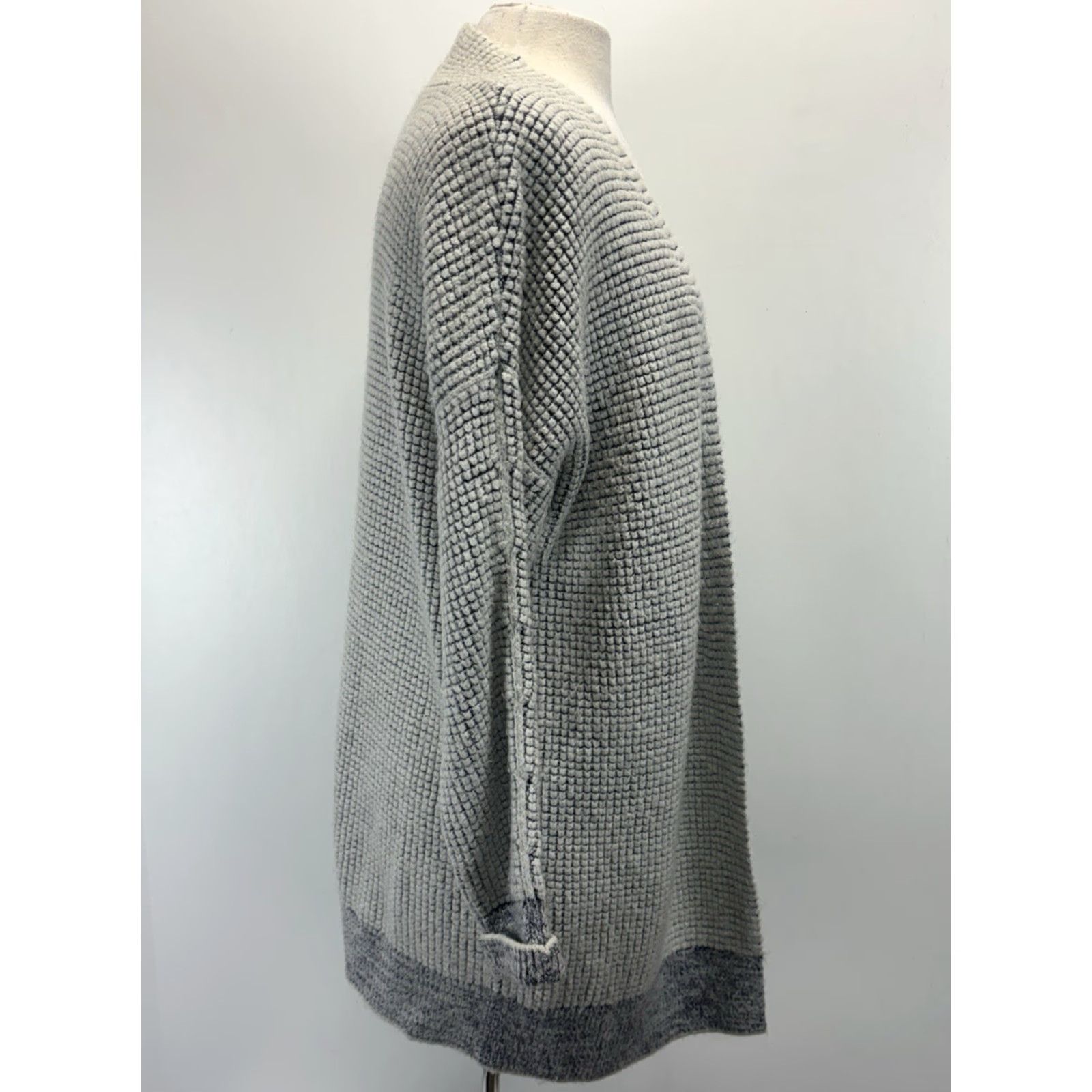 Soft Surroundings Soft Surroundings Cardigan Sweater L Women’s Gray Blue Caressa Grid Chunky Knit Rib Raglan Long Sleeve Lightweight Casual Office Fall Spring Winter Size L / US 10 / IT 46 - 4 Thumbnail