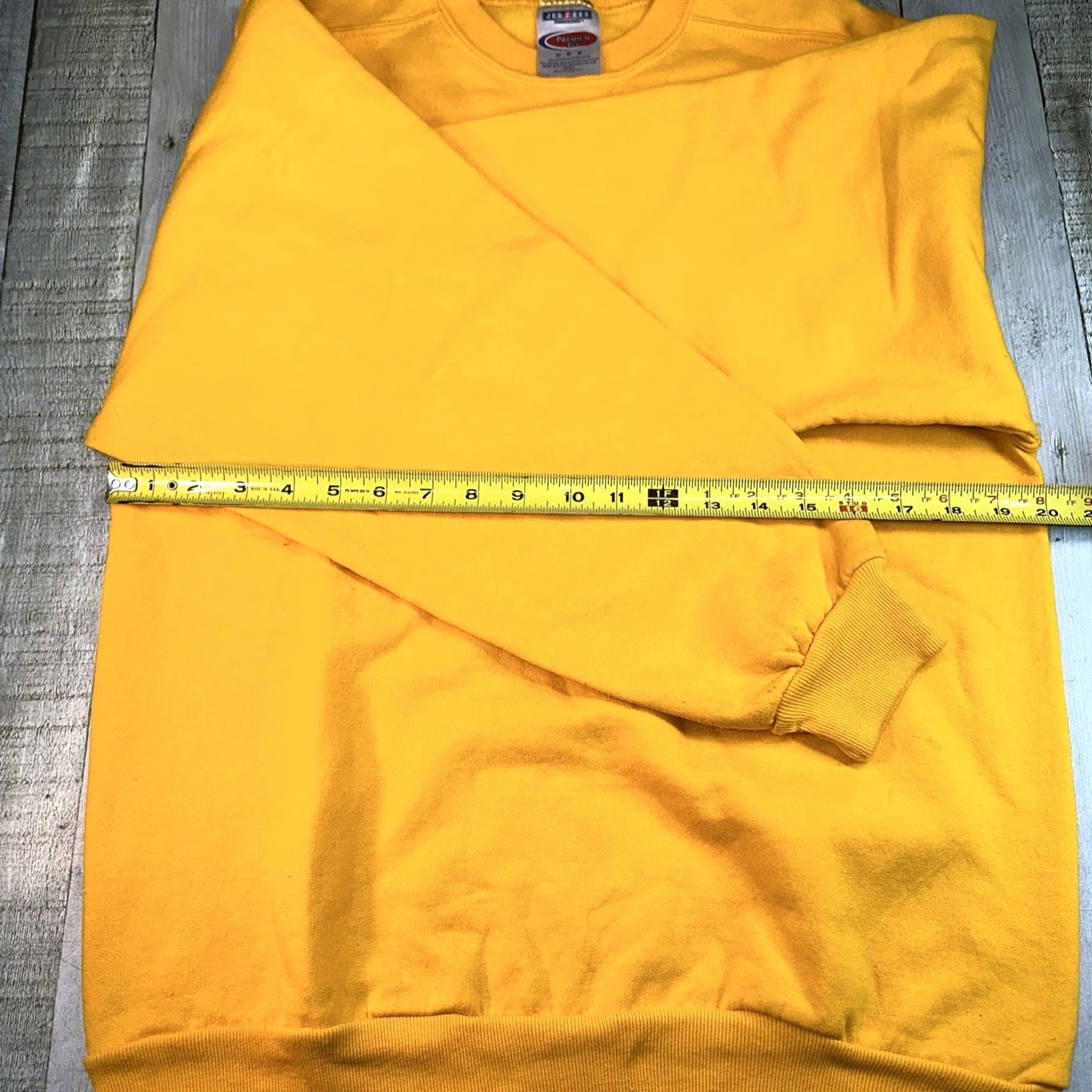 Jerzees VINTAGE Jerzees Men’s crewneck sweater Yellow M Medium Sportswear/Beach 1990s Mens Size US M / EU 48-50 / 2 - 3 Thumbnail