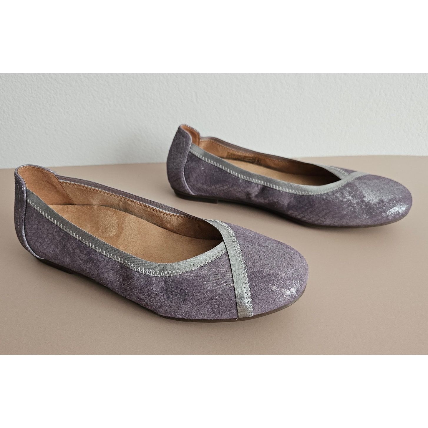 Vionic VIONIC Leather Caroll Purple Ballet Flats w/Arch Support 8 Size US 8 / IT 38 - 3 Thumbnail