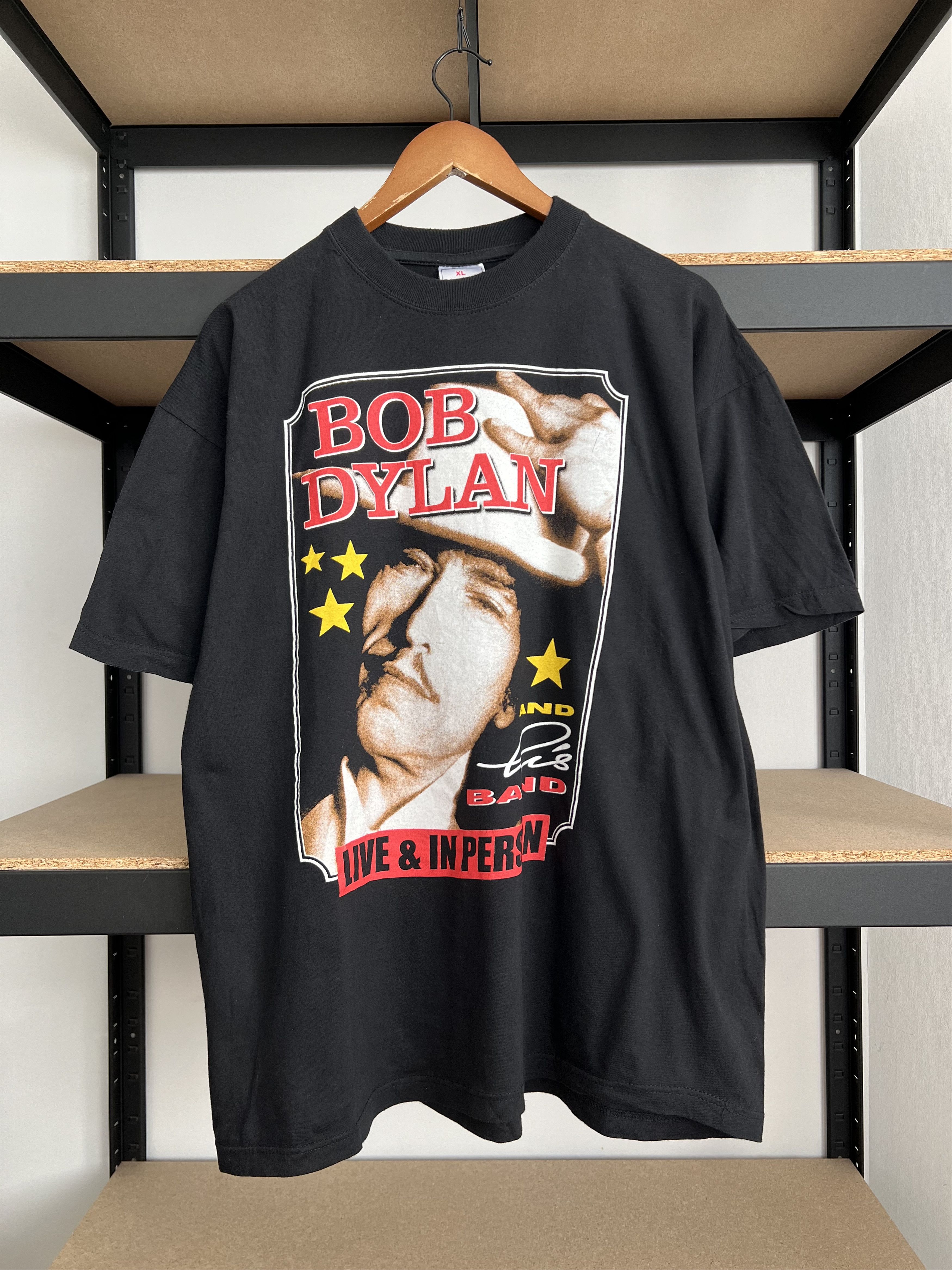 Band Tees Vintage 2003 Bob Dylan Never Ending Tour Black T-shirt Size US XL / EU 56 / 4 - 1 Thumbnail
